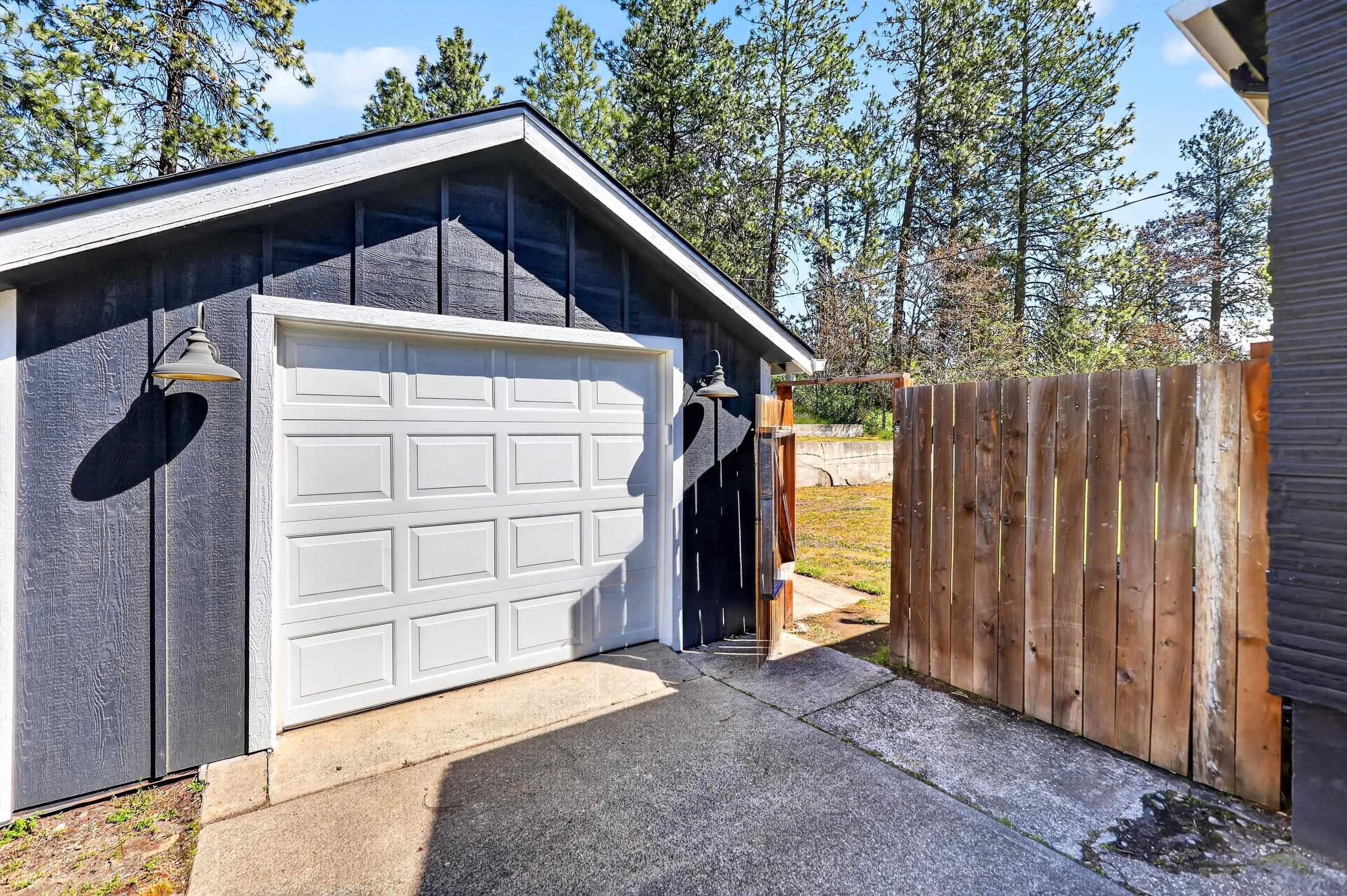 2940 W Broad Ave - Photo 41