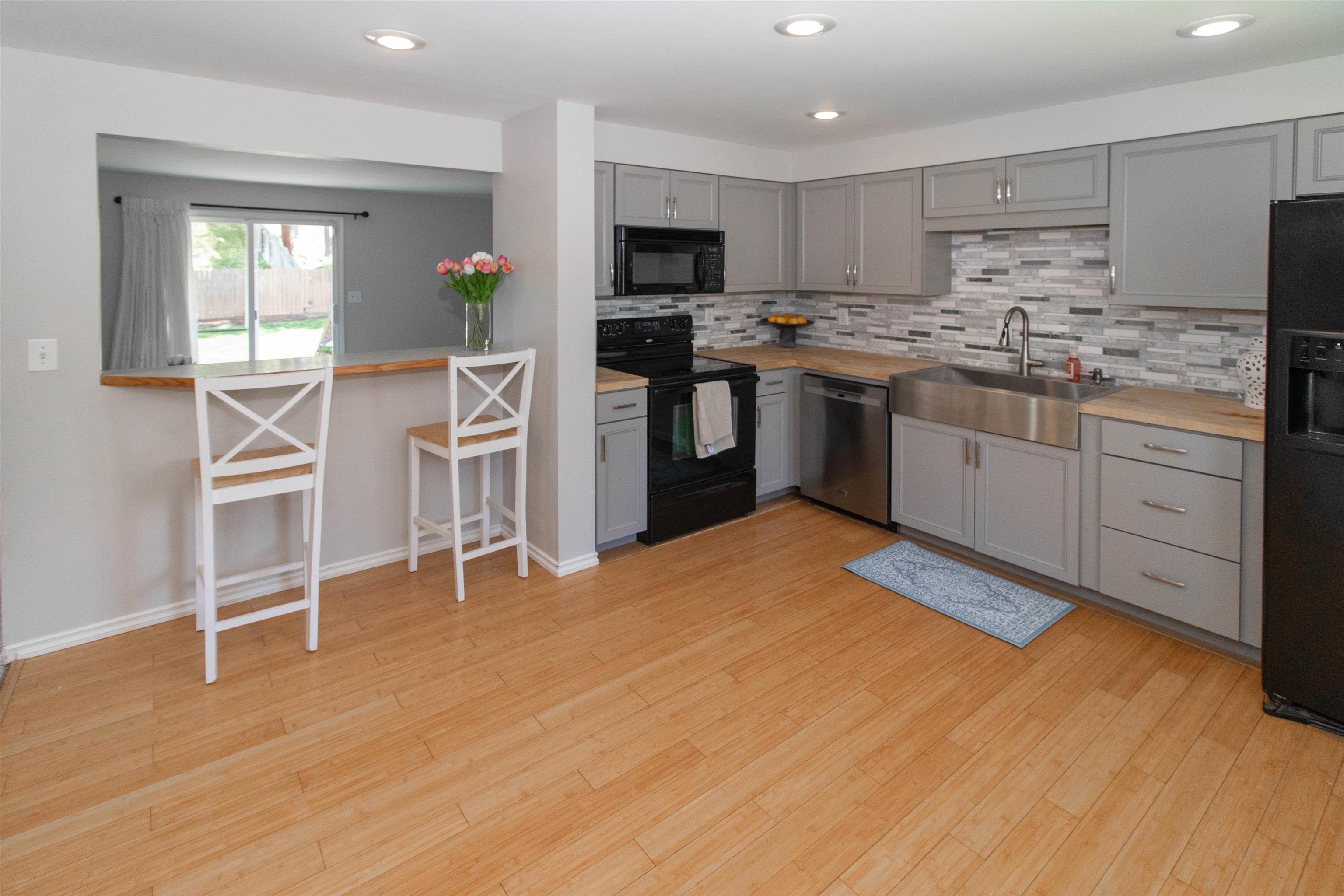 115 E Franklin Dr - Photo 5