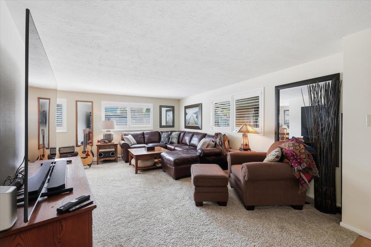 208 S Neyland Rd - Photo 7