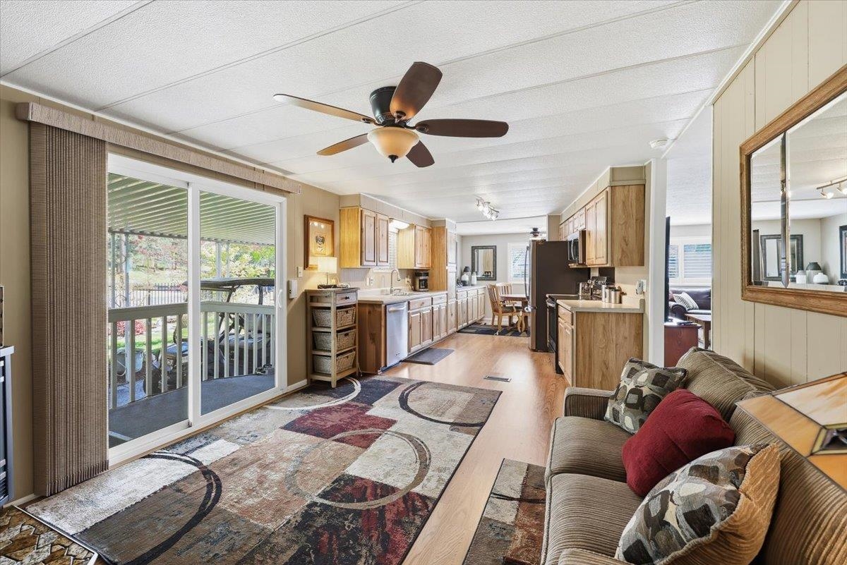 208 S Neyland Rd - Photo 10