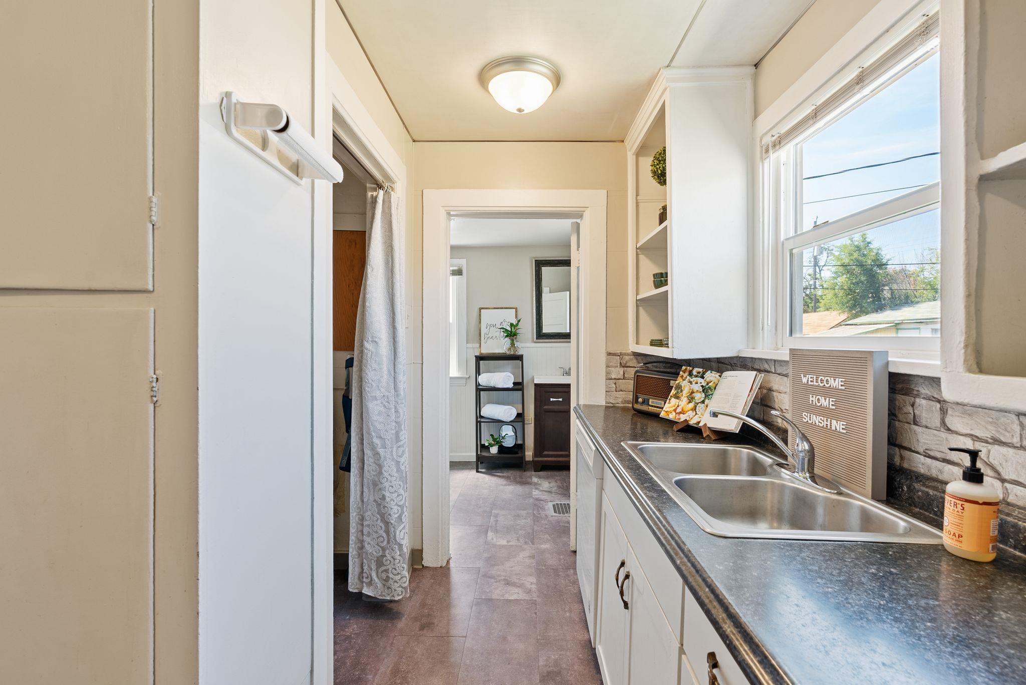 410 W Shannon Ave - Photo 12