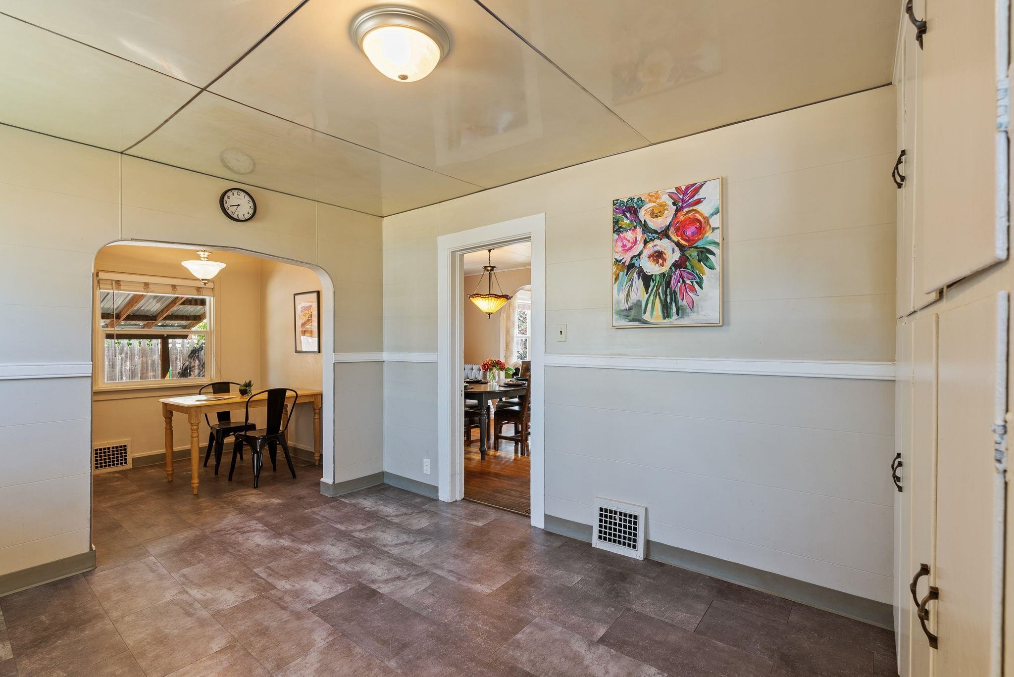 410 W Shannon Ave - Photo 14