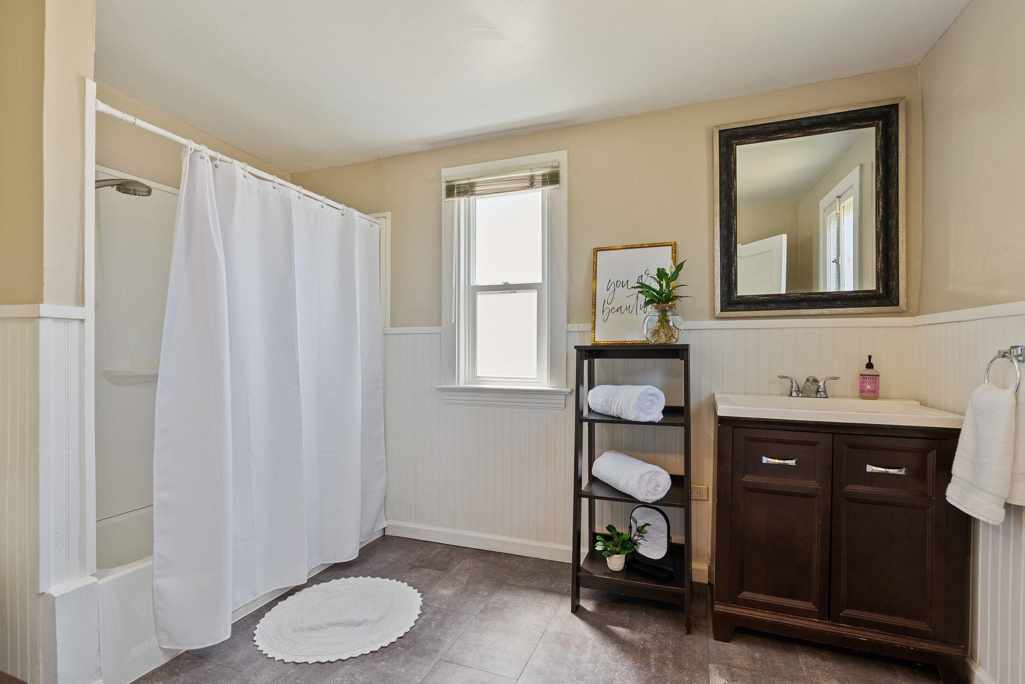 410 W Shannon Ave - Photo 18
