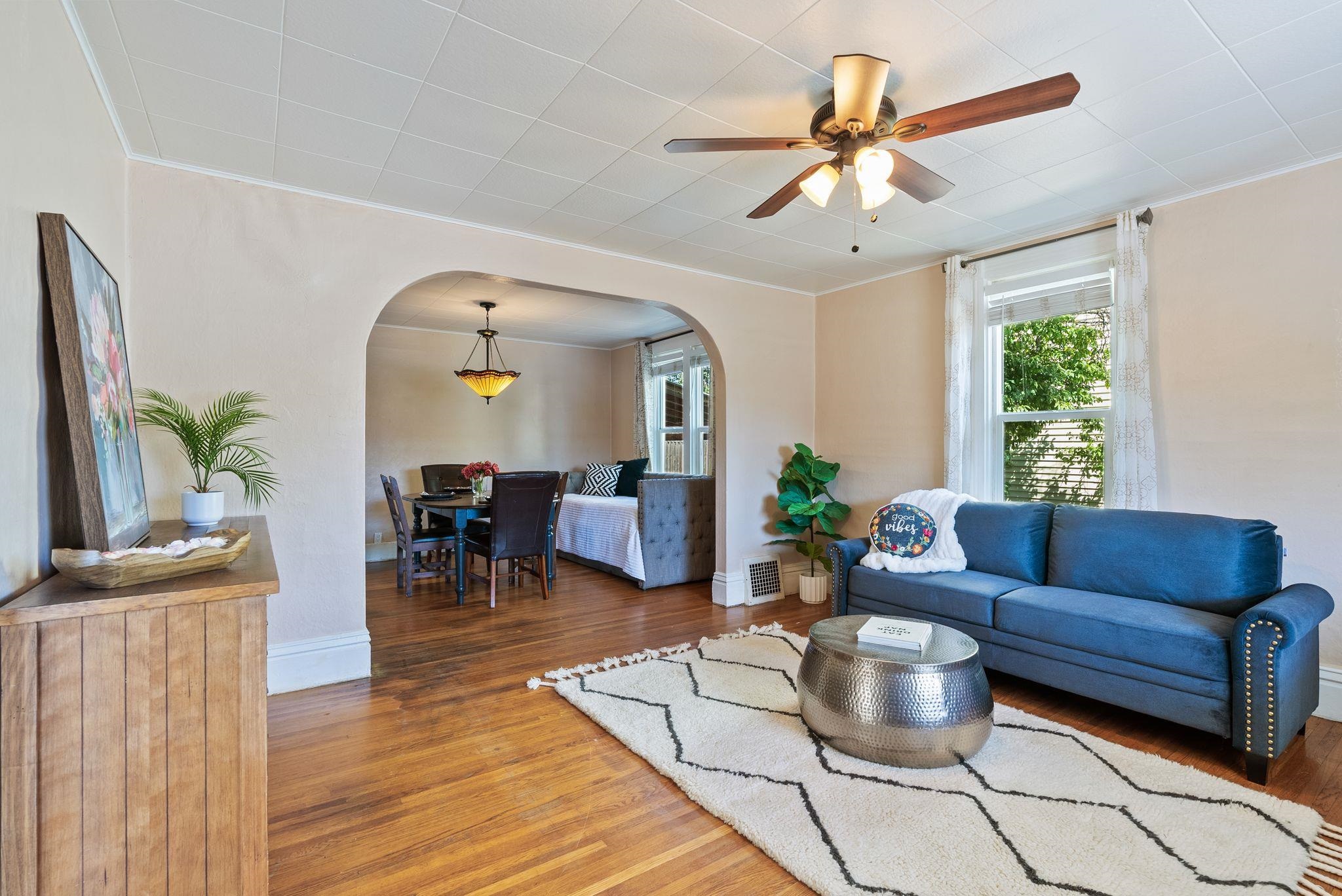 410 W Shannon Ave - Photo 5