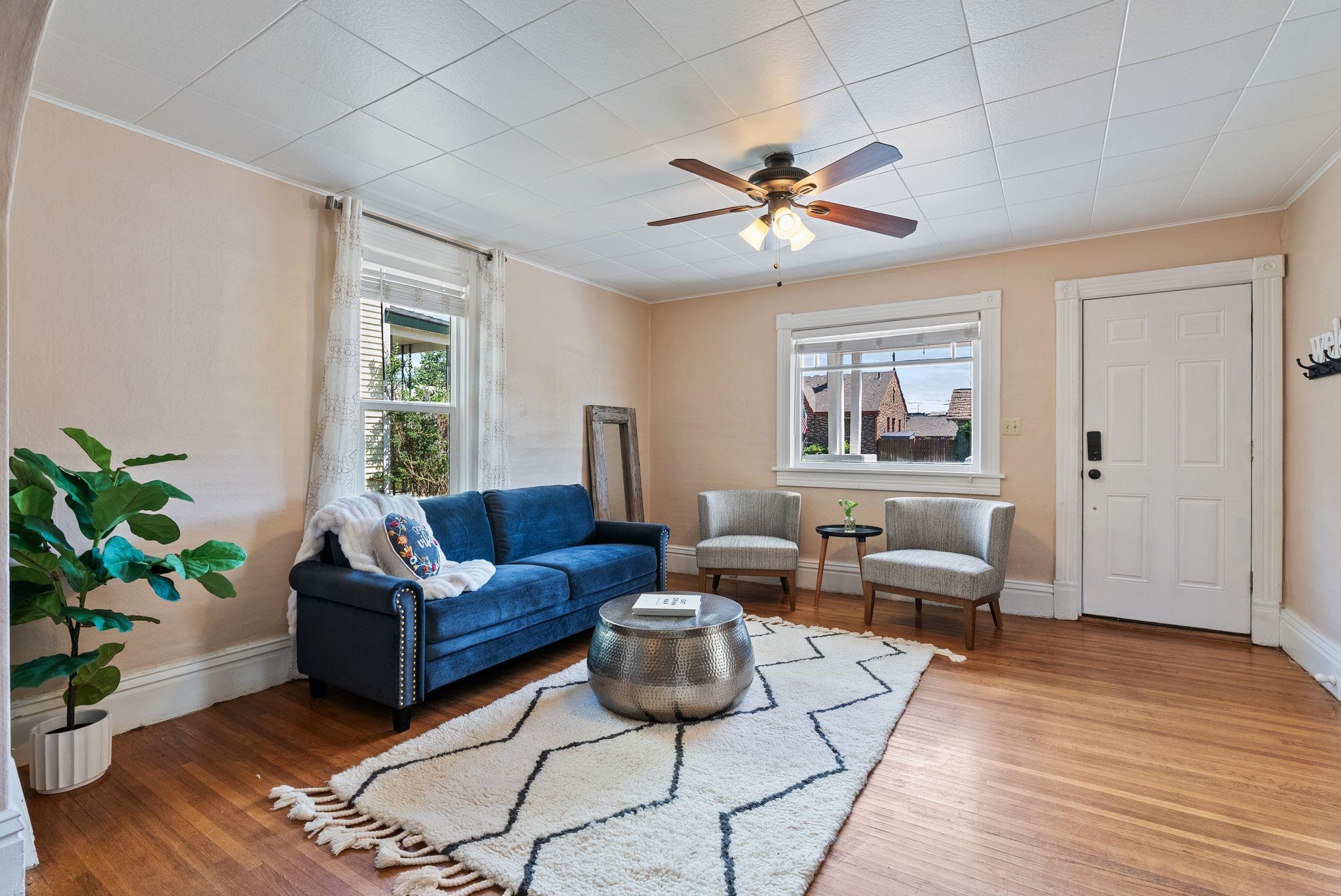 410 W Shannon Ave - Photo 6