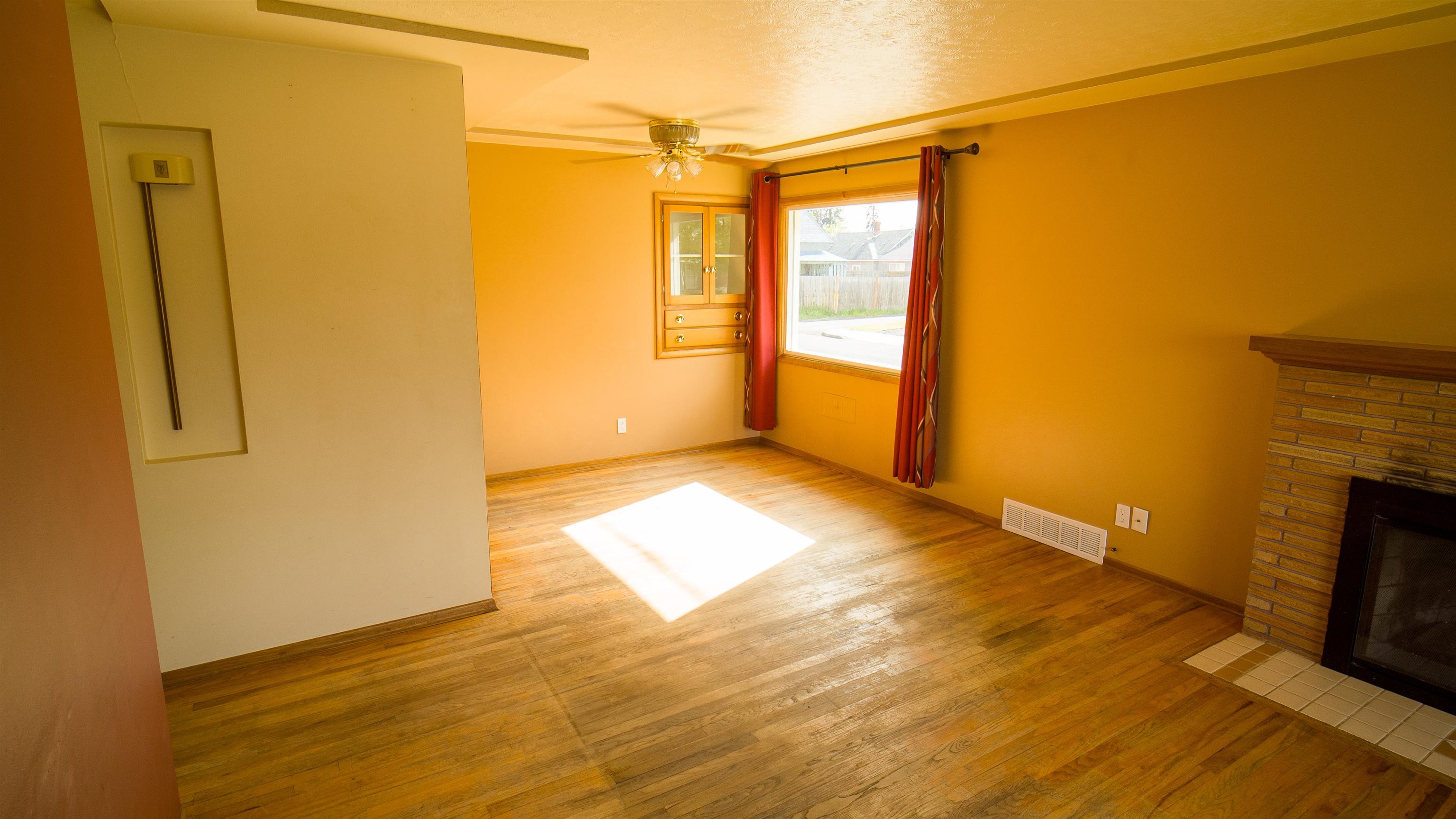 604 E Queen Ave - Photo 12