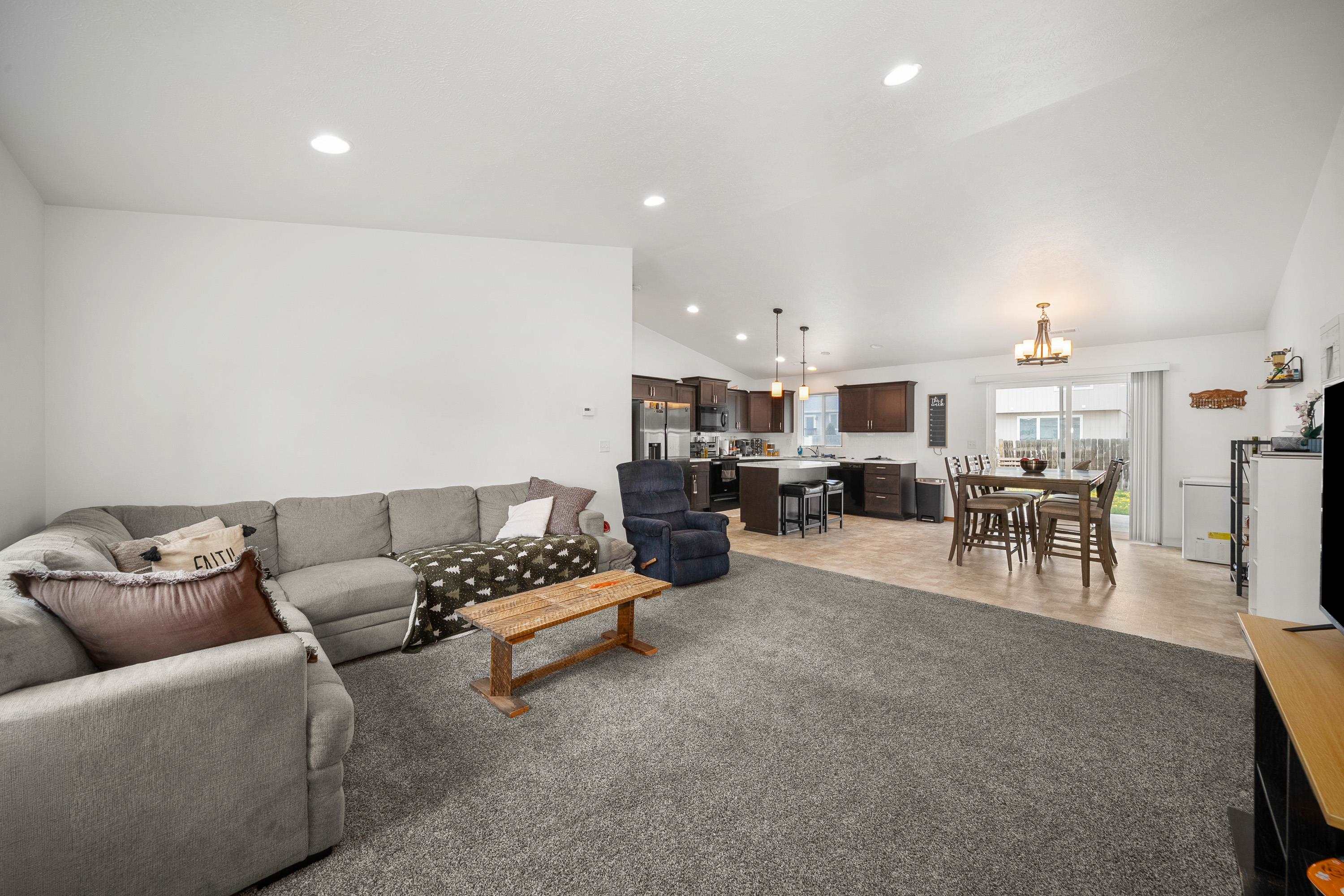 938 S Schnug St - Photo 6