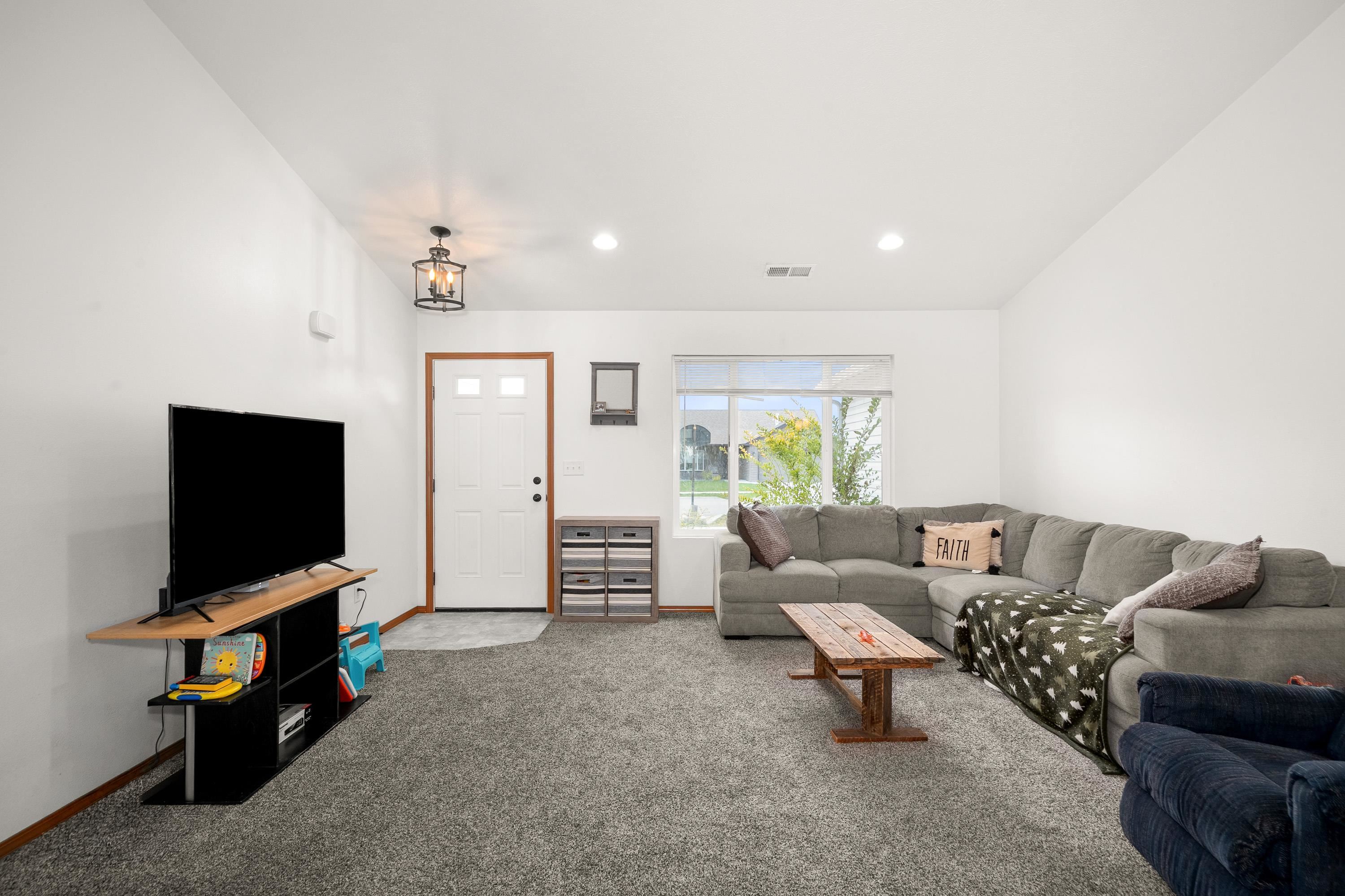 938 S Schnug St - Photo 7