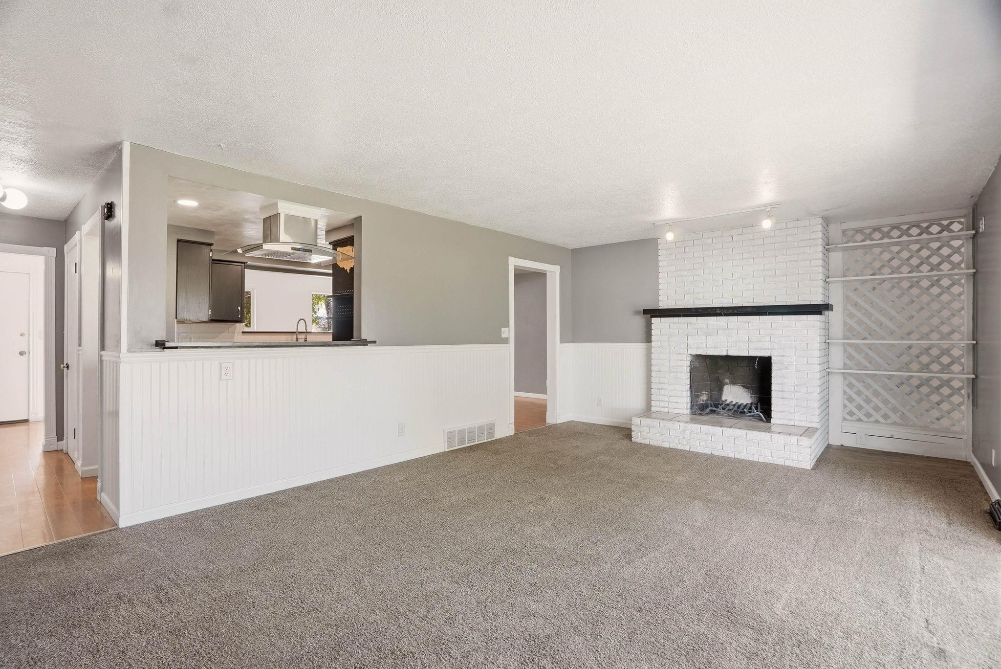 8105 E Cataldo Ave - Photo 2
