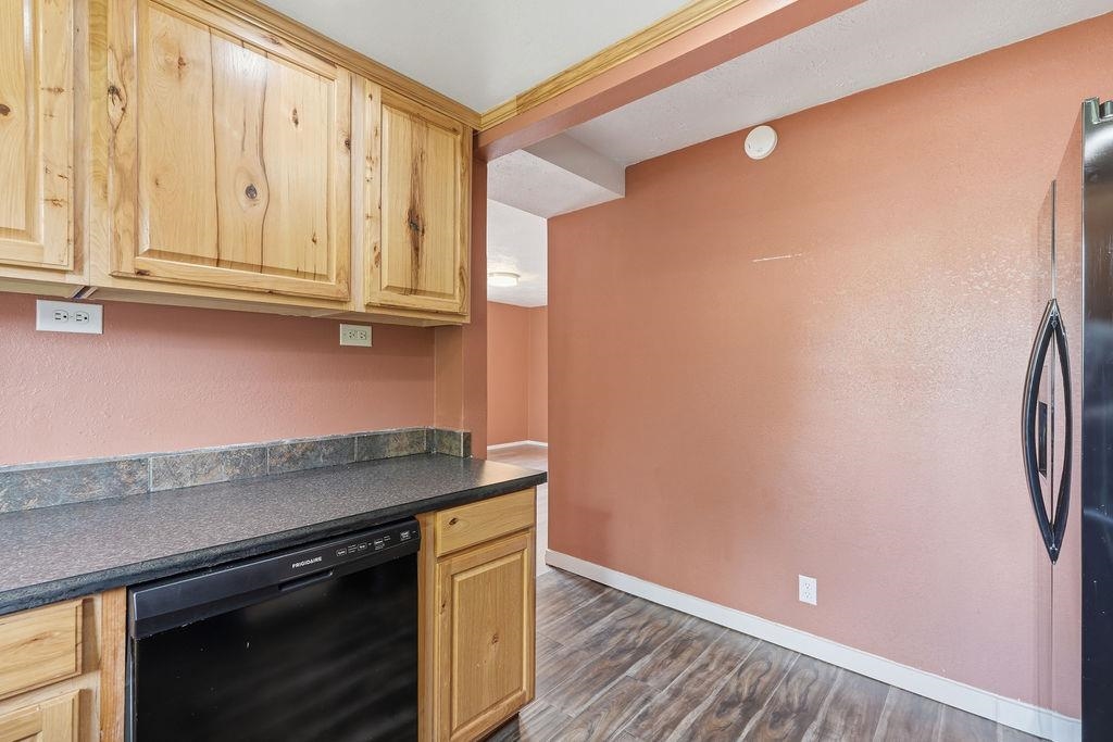 3611 W Heroy Ave - Photo 13