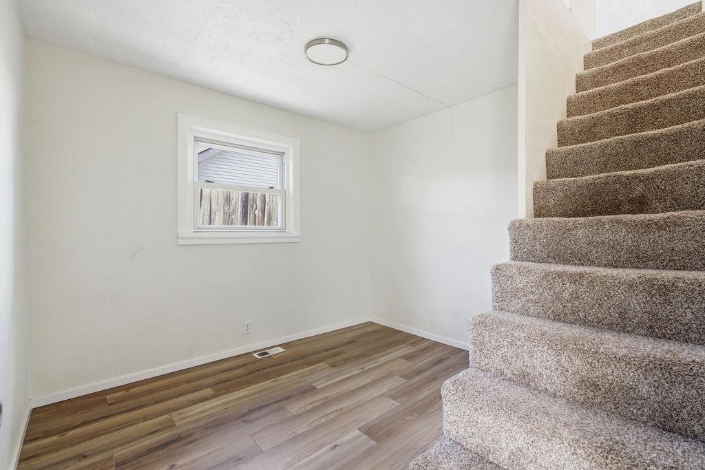 3611 W Heroy Ave - Photo 20