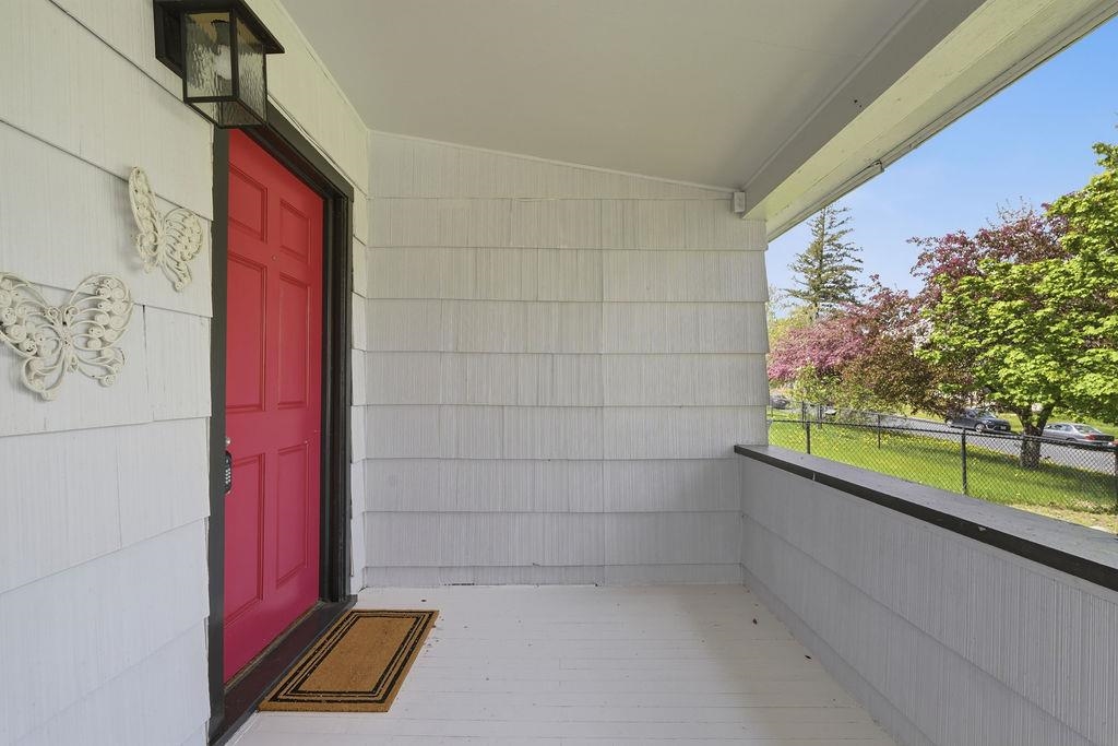 3611 W Heroy Ave - Photo 3