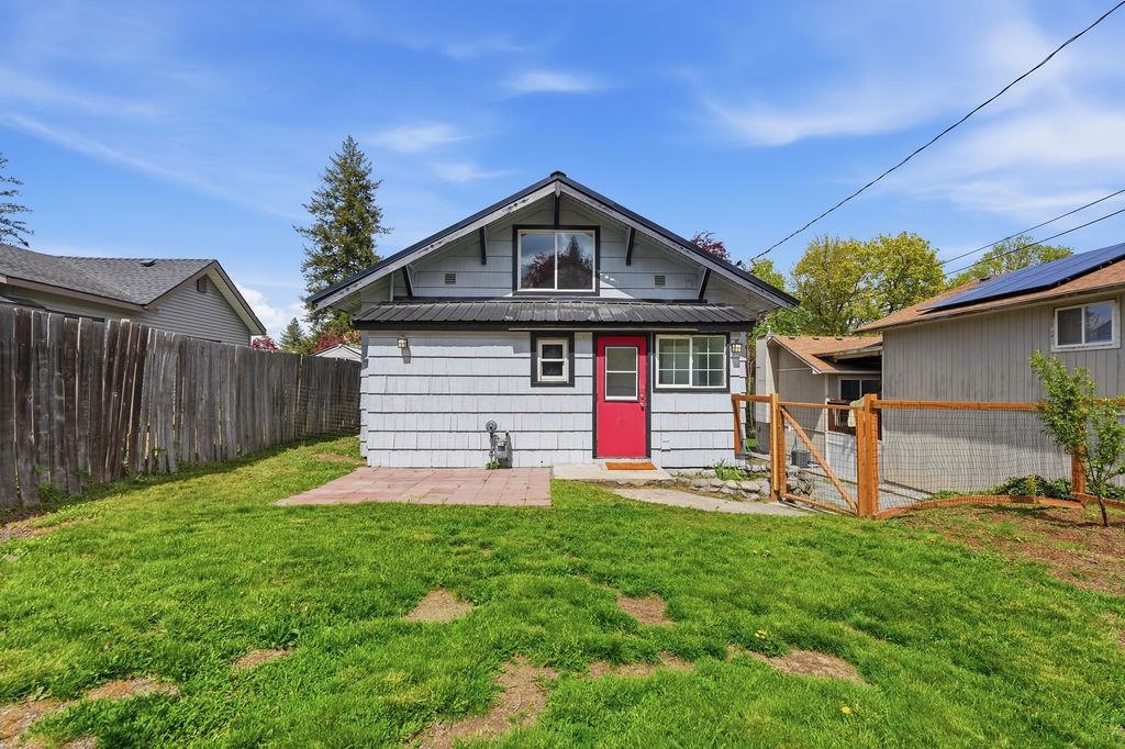 3611 W Heroy Ave - Photo 33