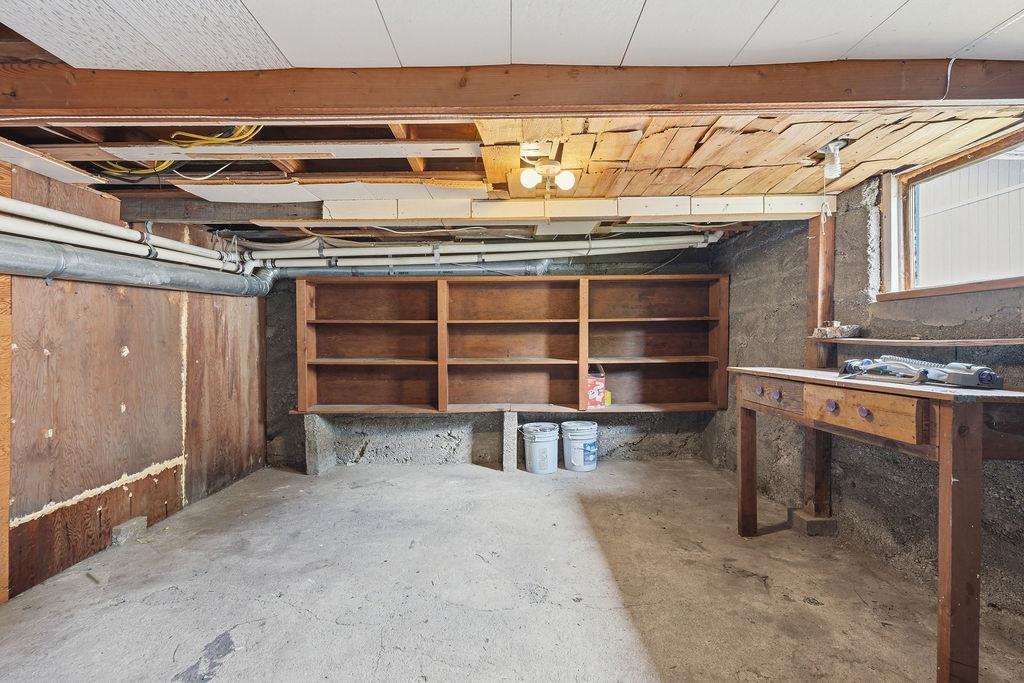 3611 W Heroy Ave - Photo 44