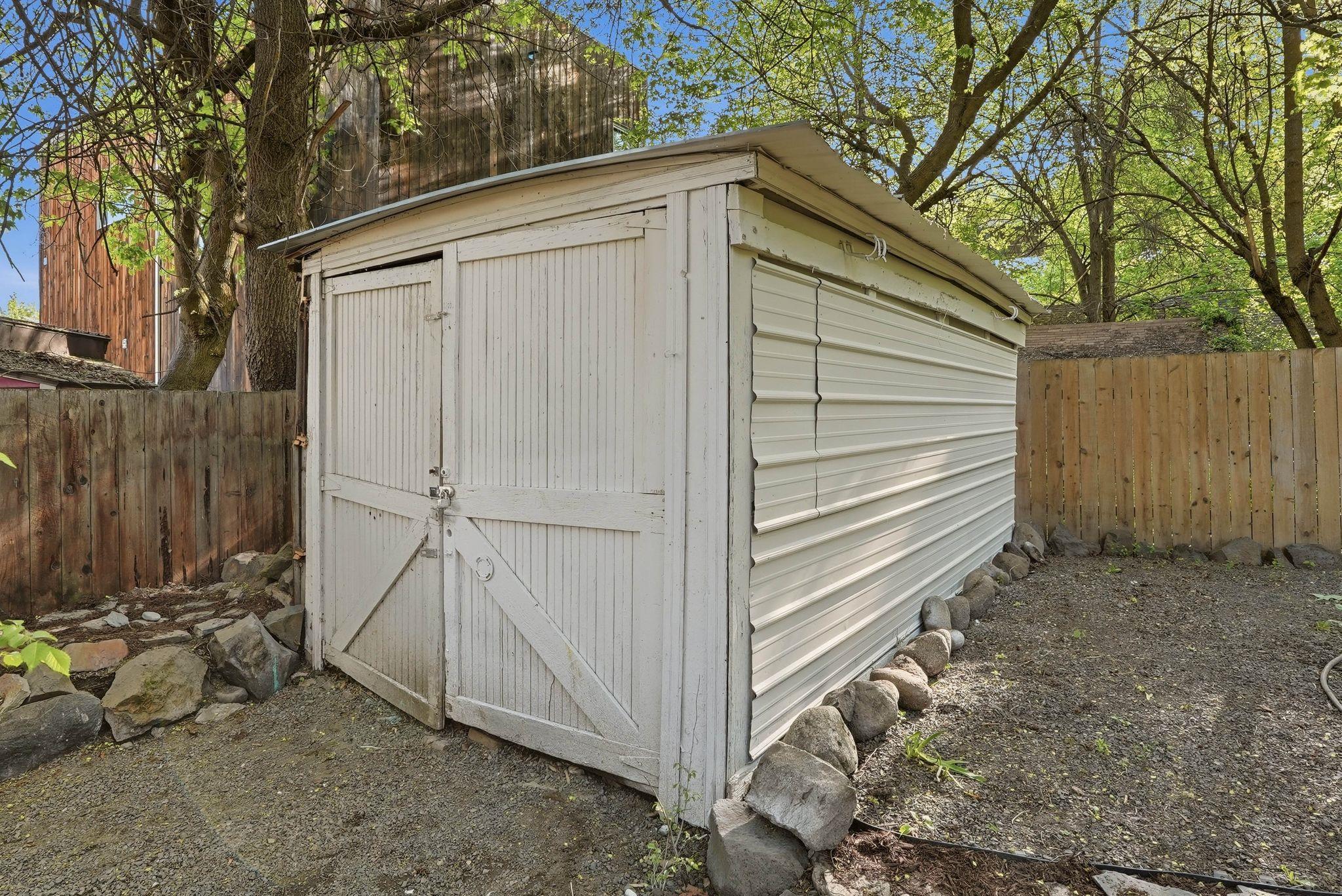1610 W Wilson Ave - Photo 28