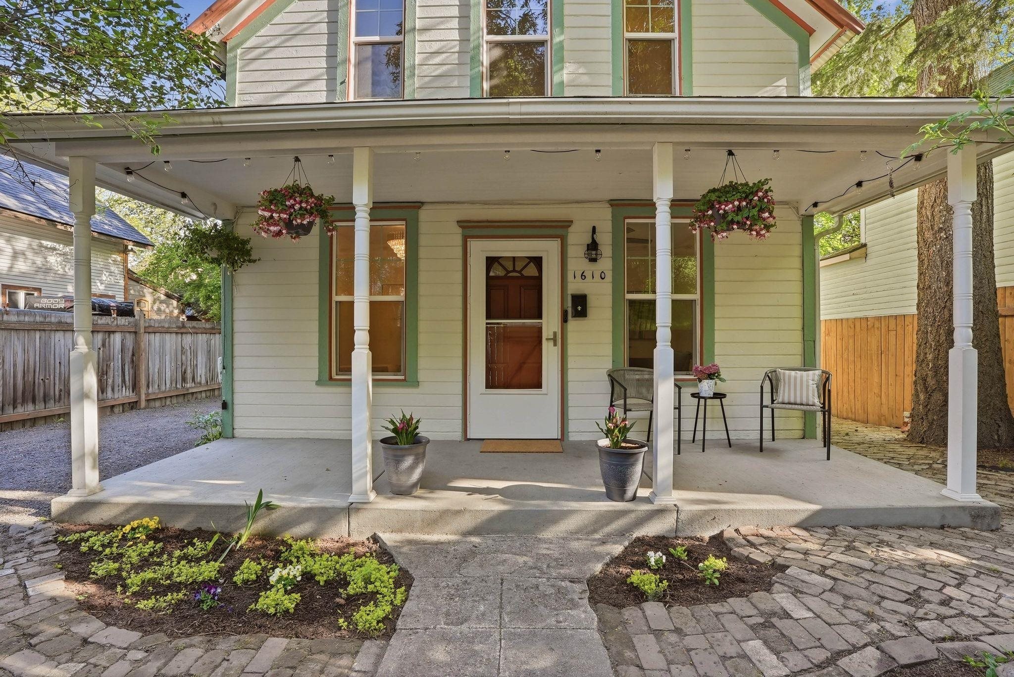1610 W Wilson Ave - Photo 32