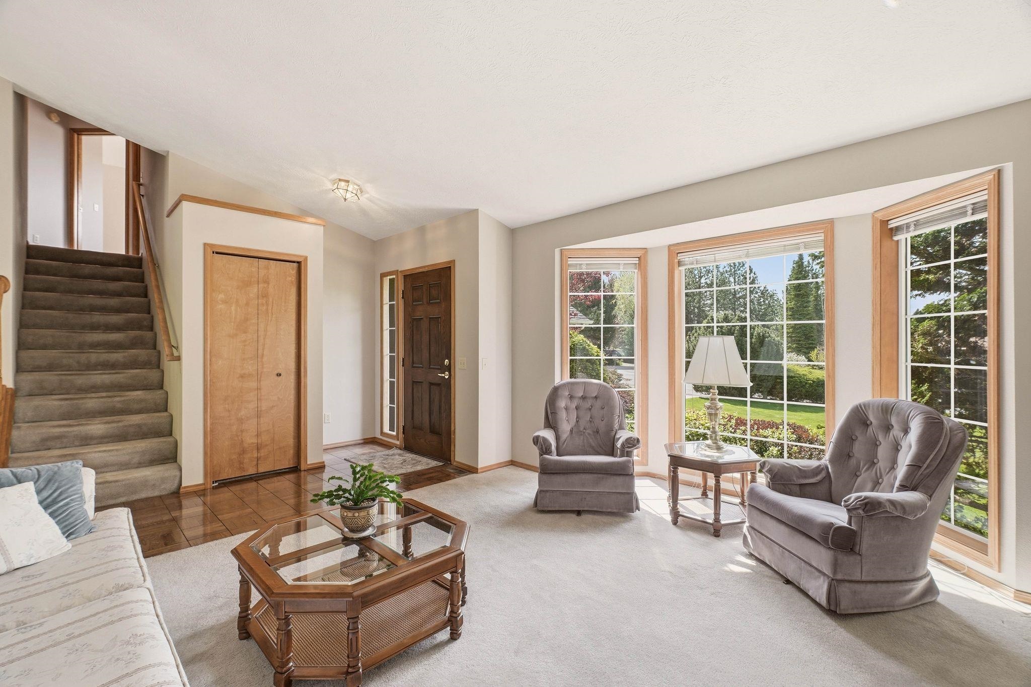 3319 E 65th Ave - Photo 3