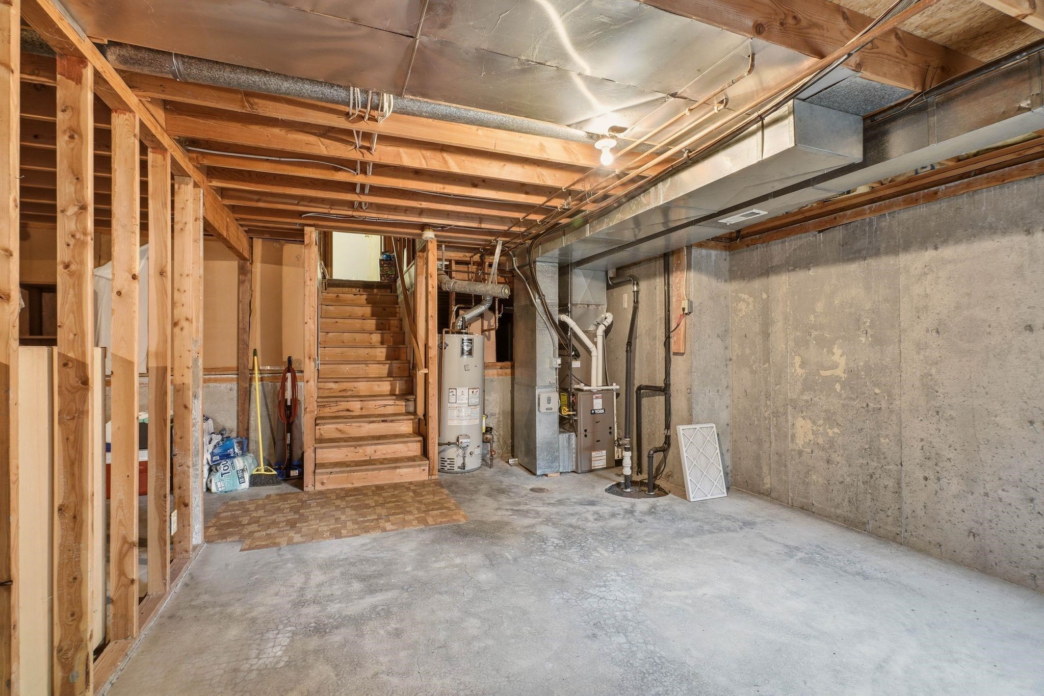 3319 E 65th Ave - Photo 25