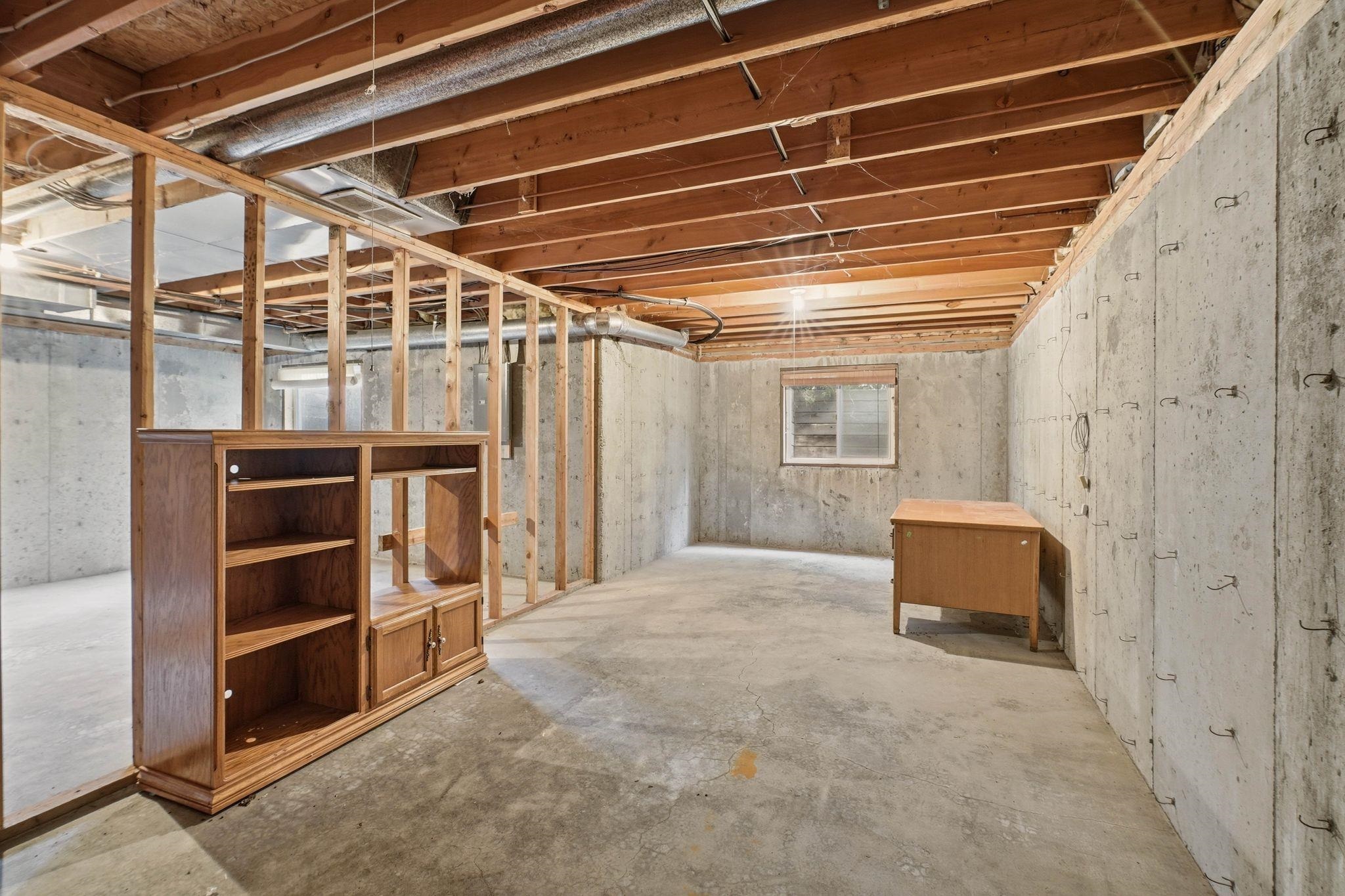 3319 E 65th Ave - Photo 26
