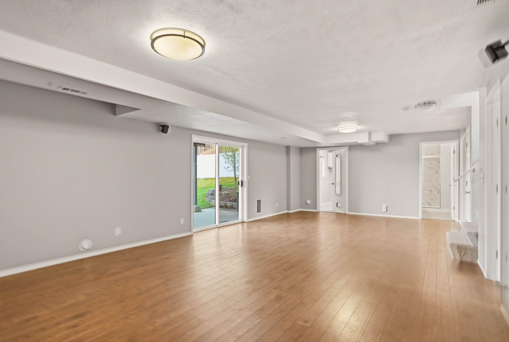 4217 S Bowdish Rd - Photo 19