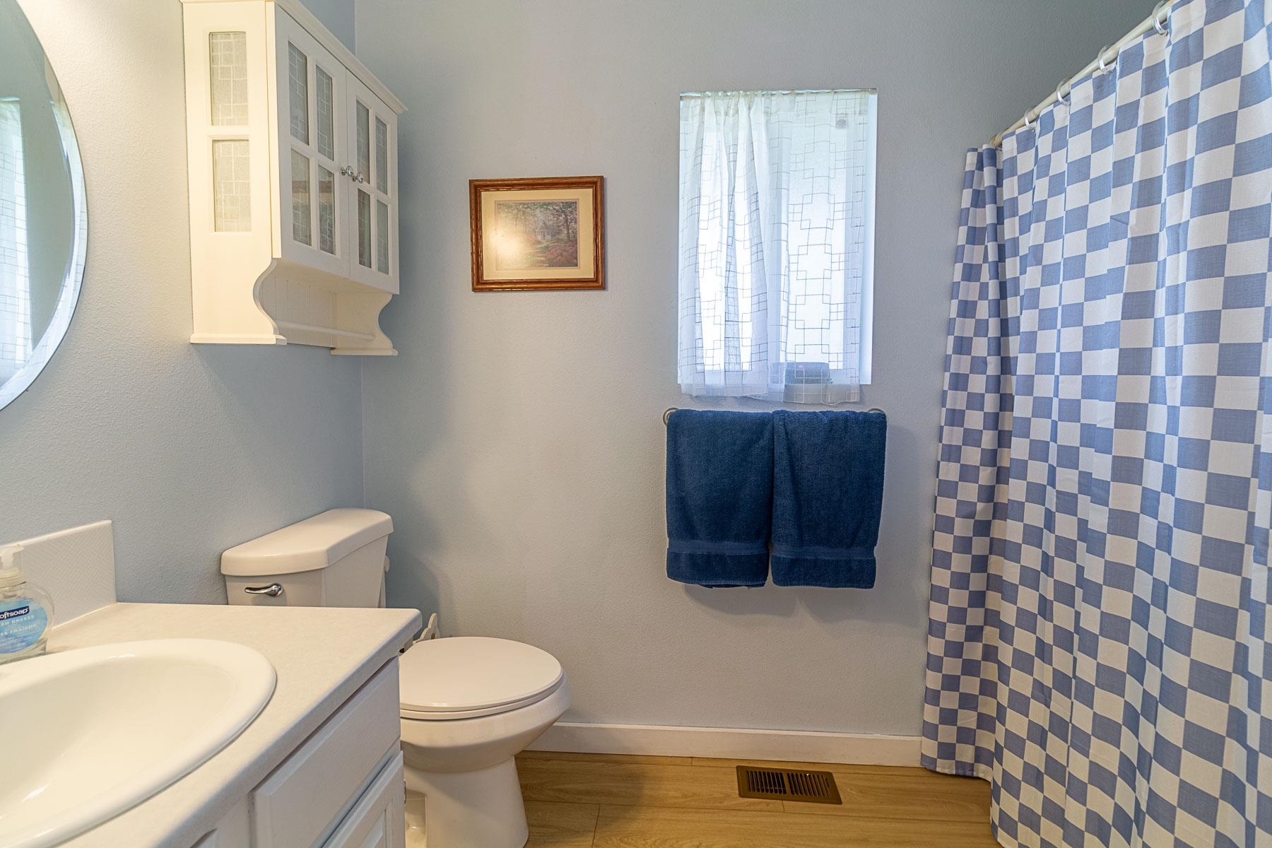 21 W Chattaroy Rd - Photo 11