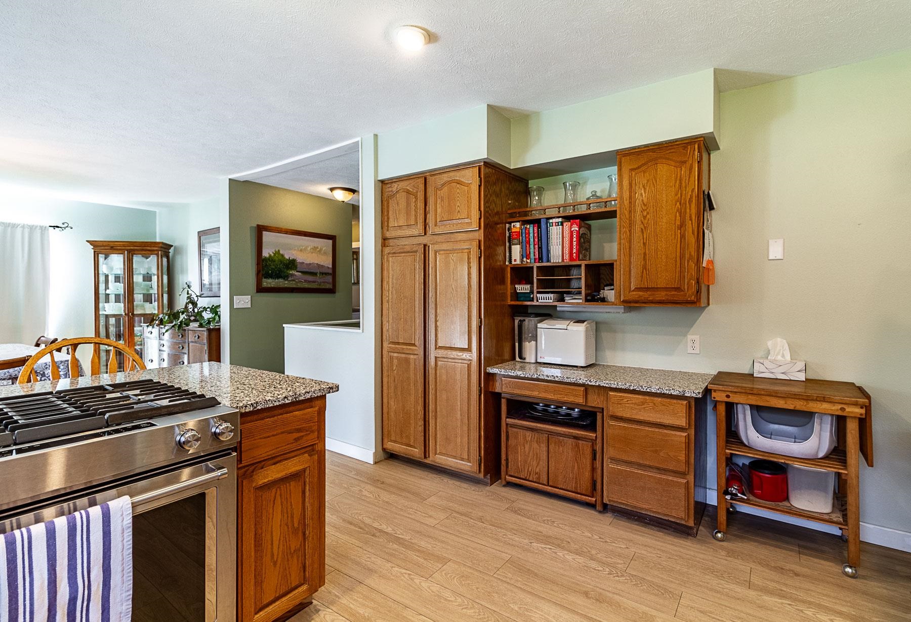21 W Chattaroy Rd - Photo 12
