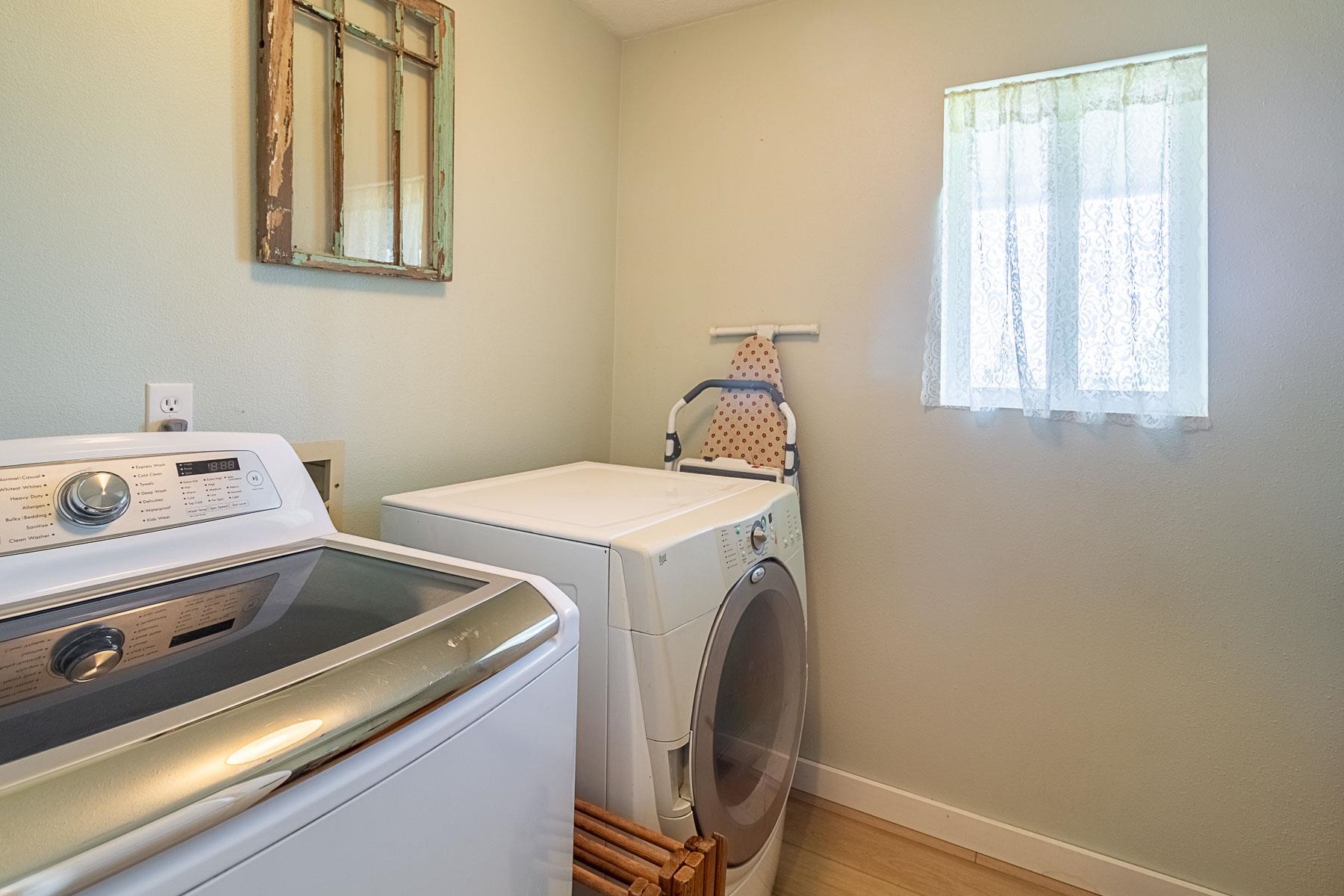21 W Chattaroy Rd - Photo 18