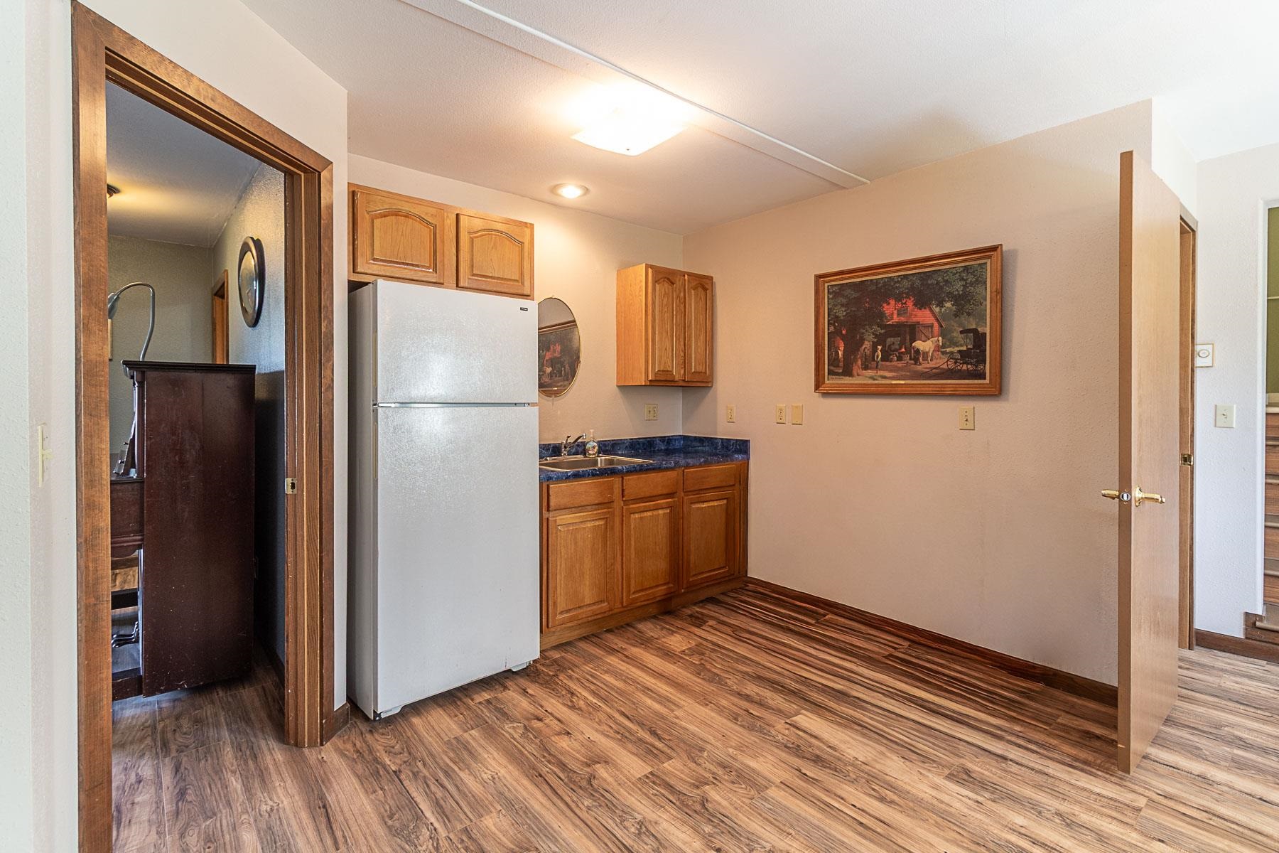 21 W Chattaroy Rd - Photo 20