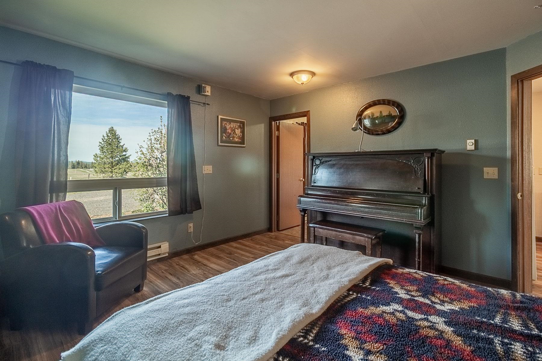21 W Chattaroy Rd - Photo 22