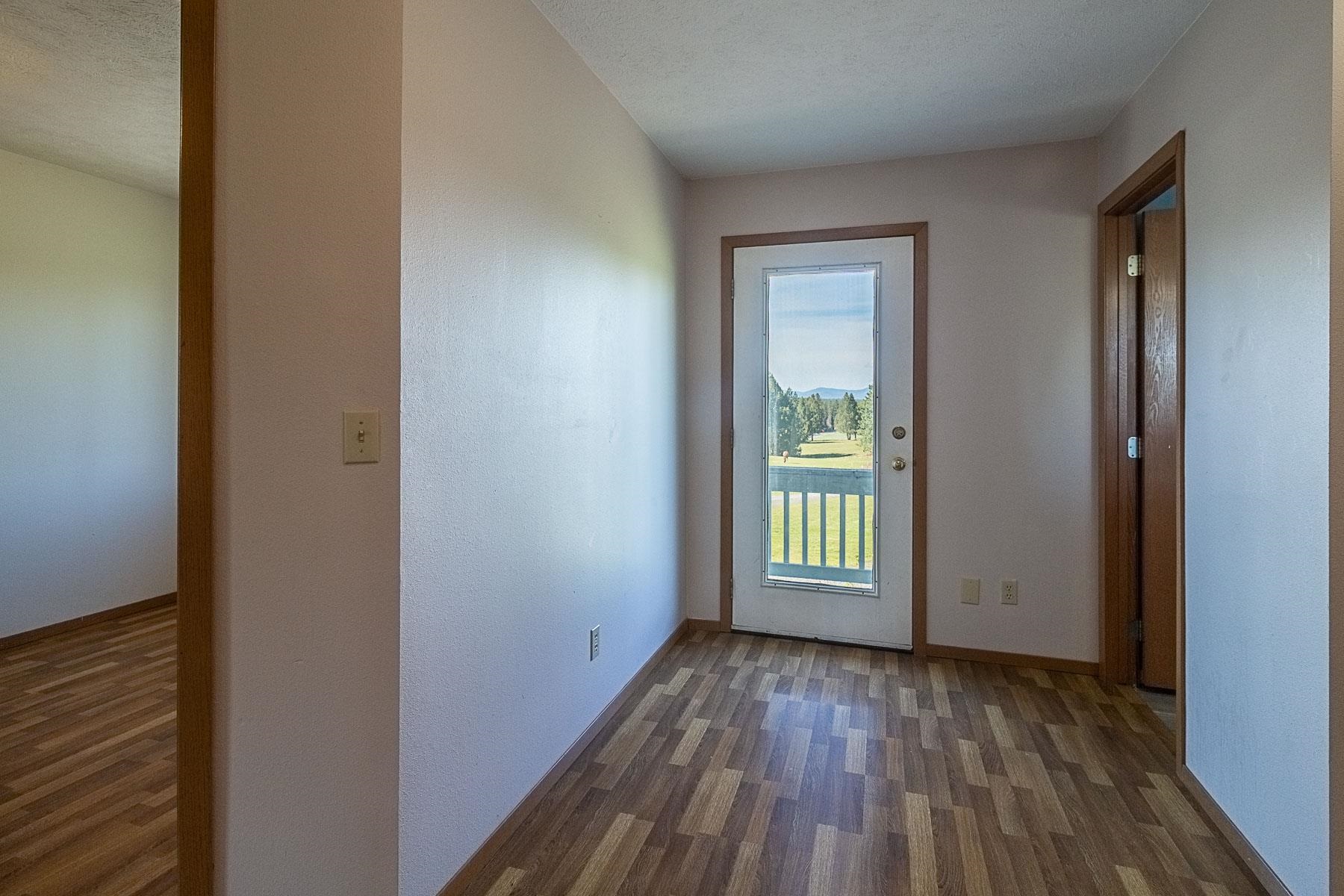 21 W Chattaroy Rd - Photo 26