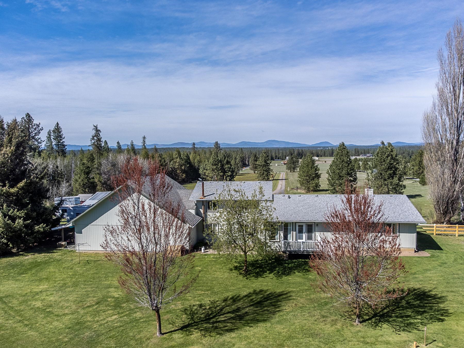 21 W Chattaroy Rd - Photo 33