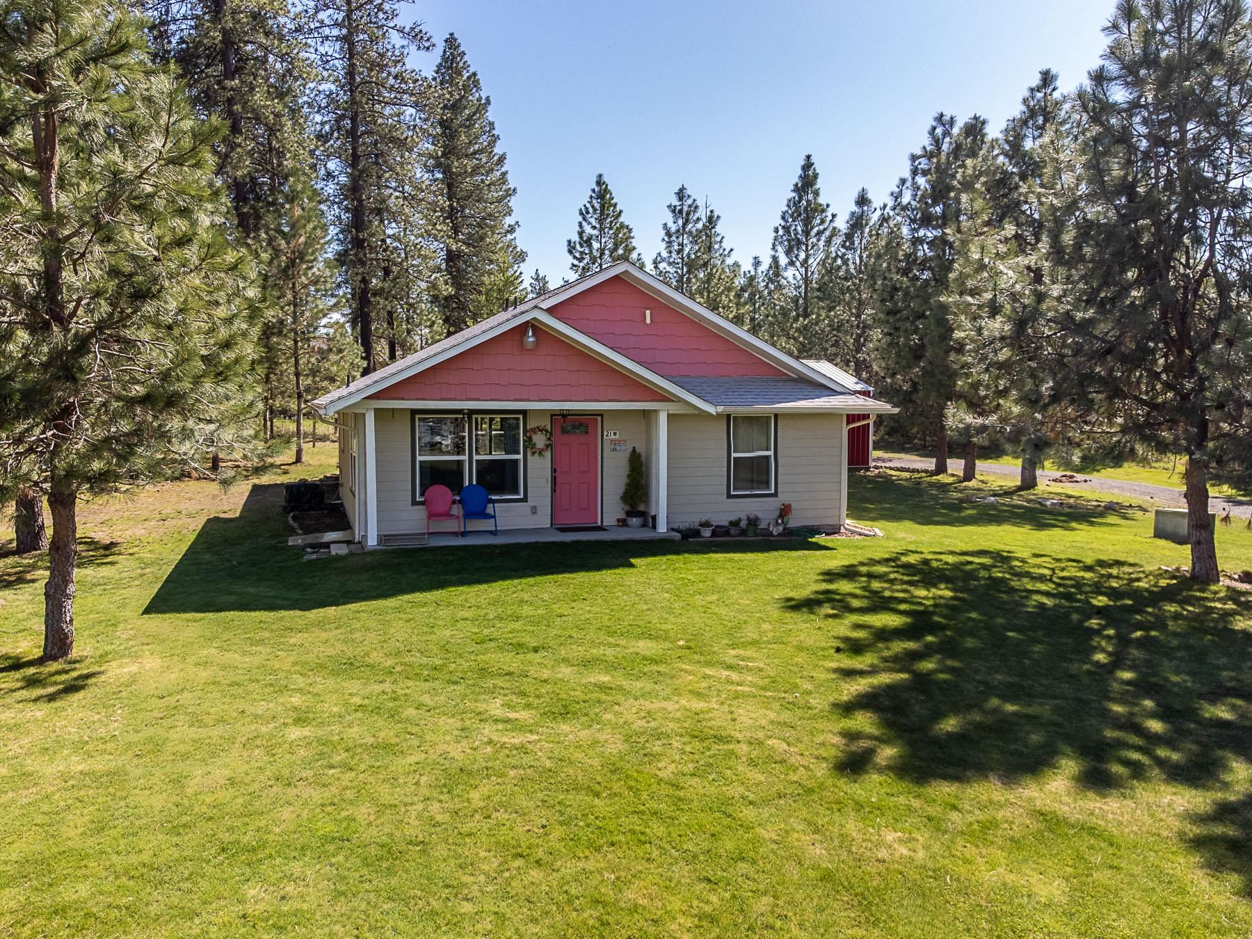 21 W Chattaroy Rd - Photo 35
