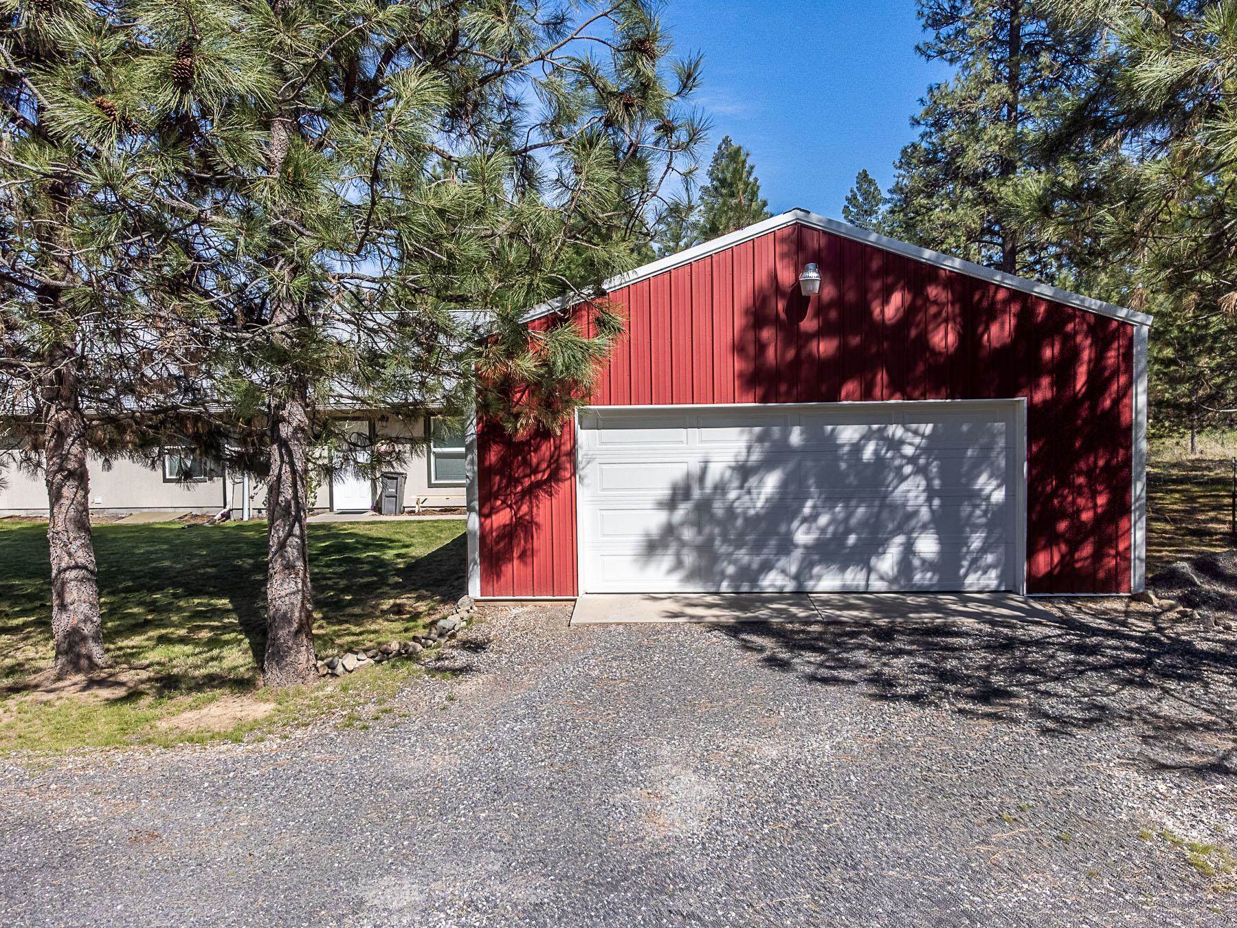 21 W Chattaroy Rd - Photo 45