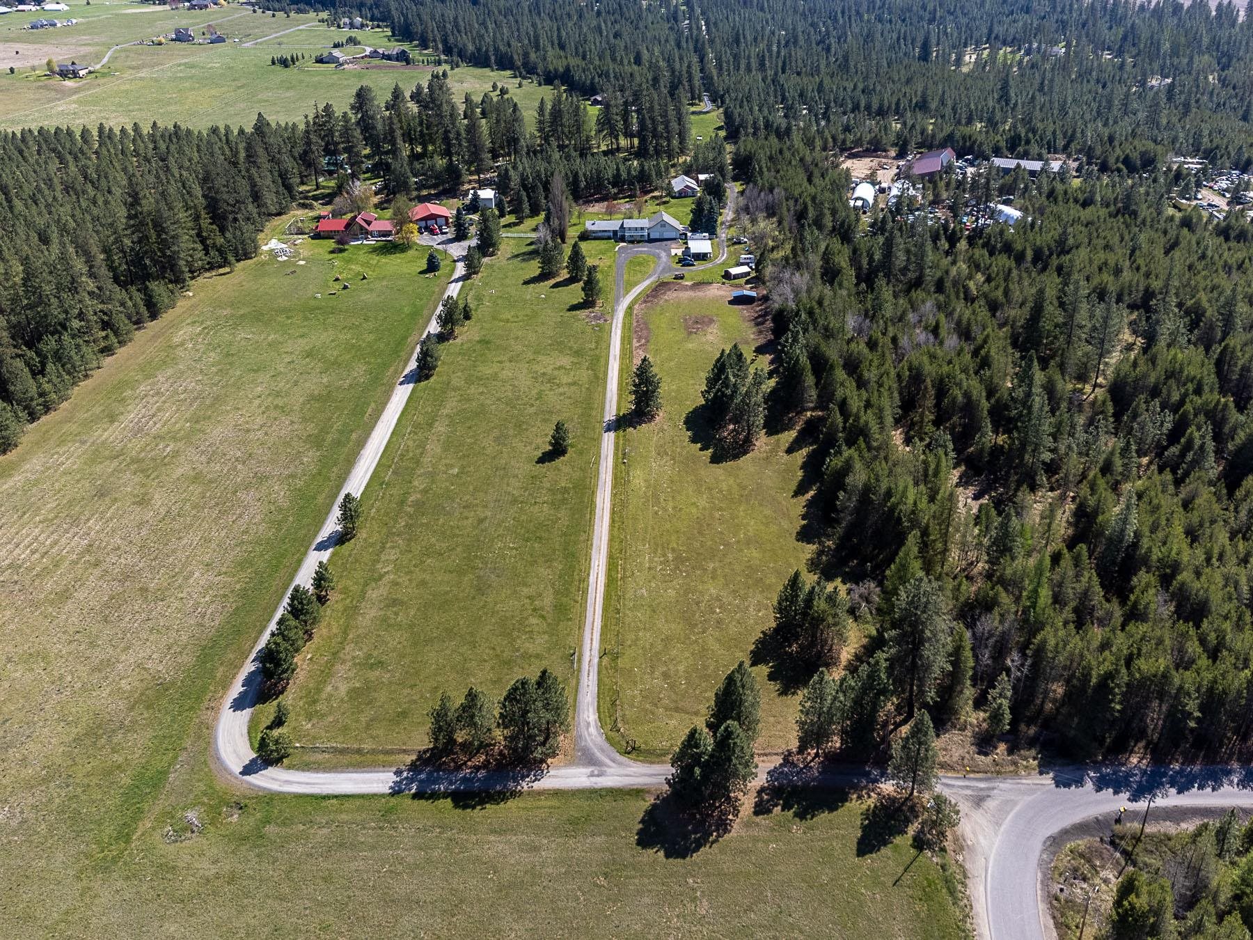 21 W Chattaroy Rd - Photo 46
