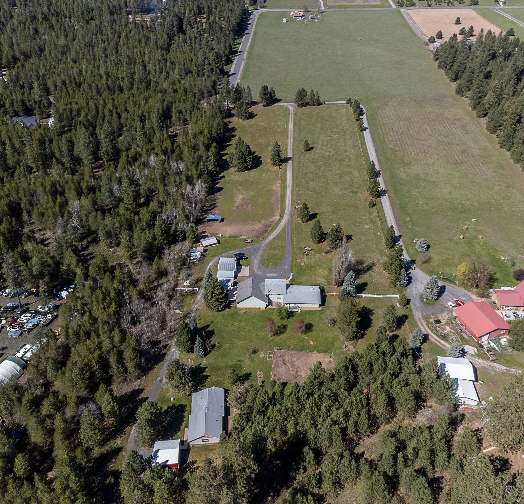 21 W Chattaroy Rd - Photo 48