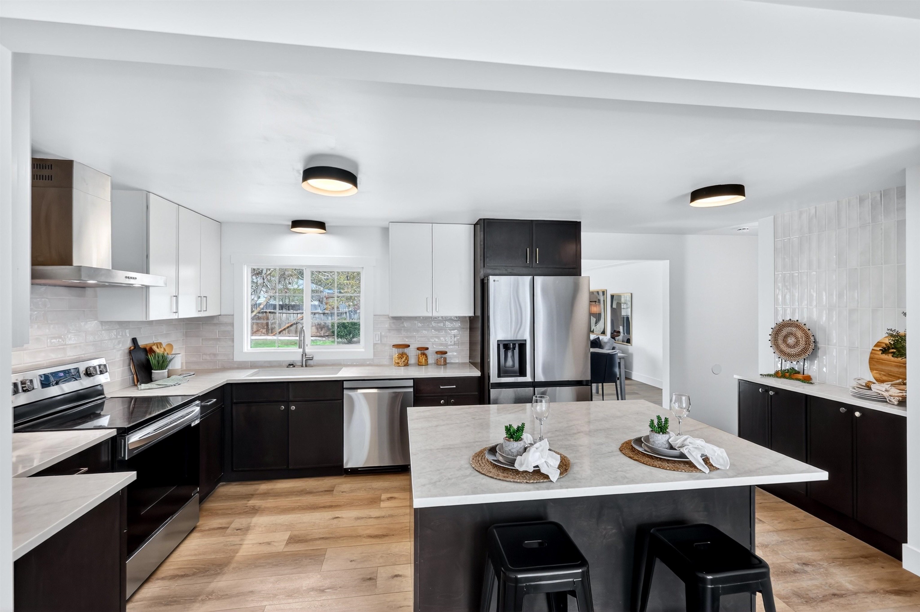 12805 E 29TH Ave - Photo 12