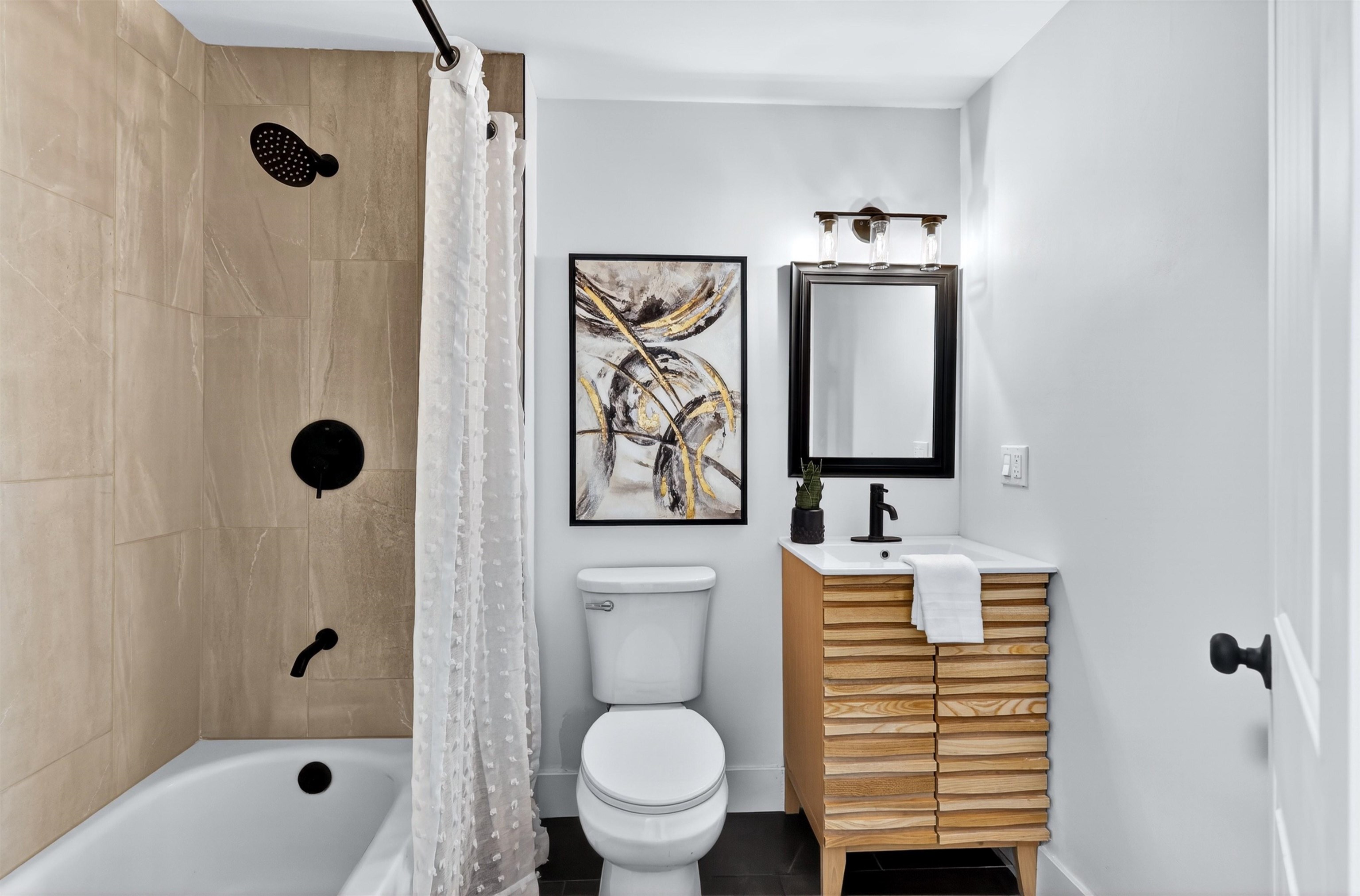 12805 E 29TH Ave - Photo 21