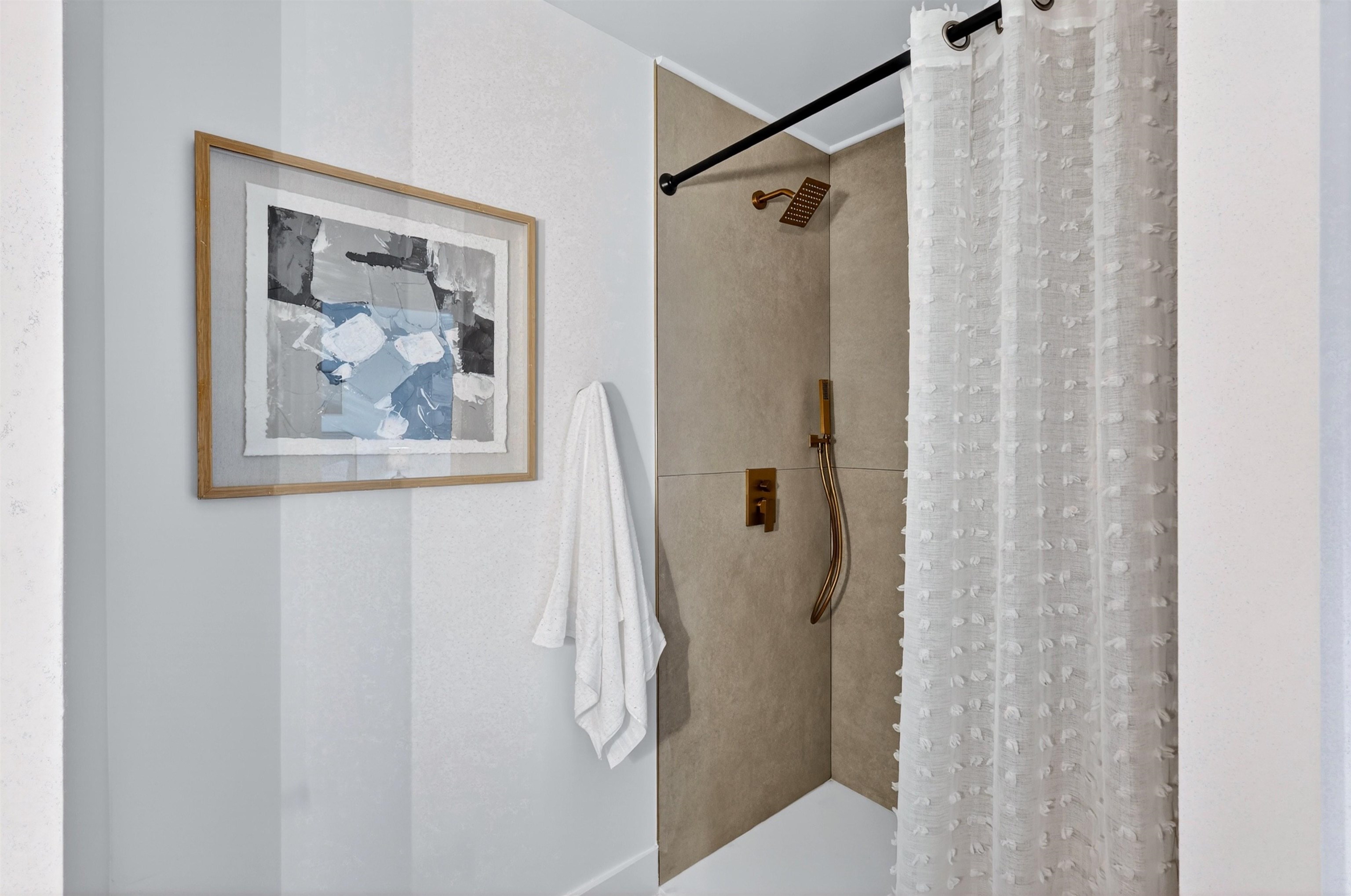 12805 E 29TH Ave - Photo 32