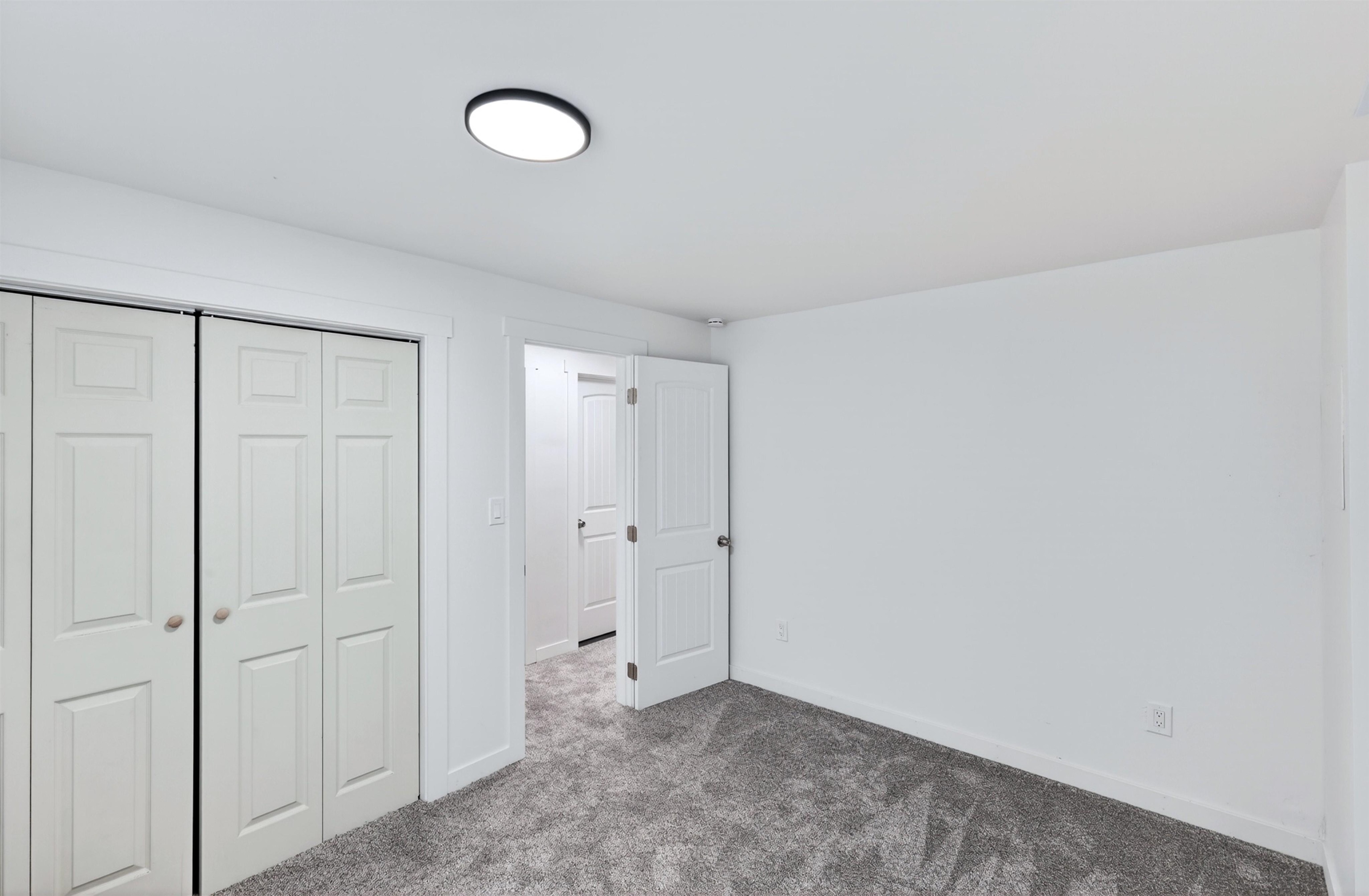 12805 E 29TH Ave - Photo 42