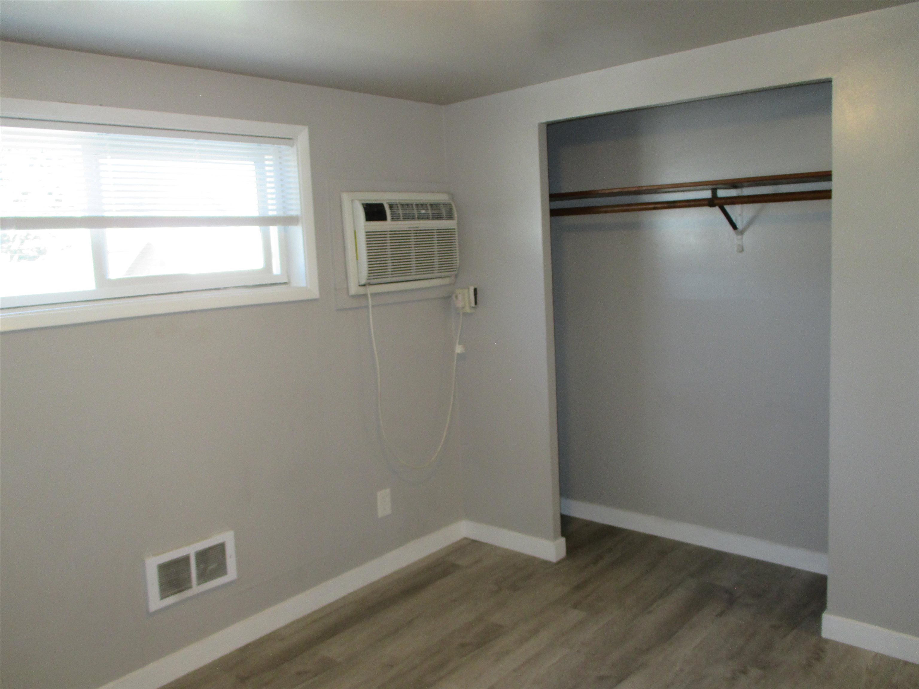 547 E Fairview Ave - Photo 11