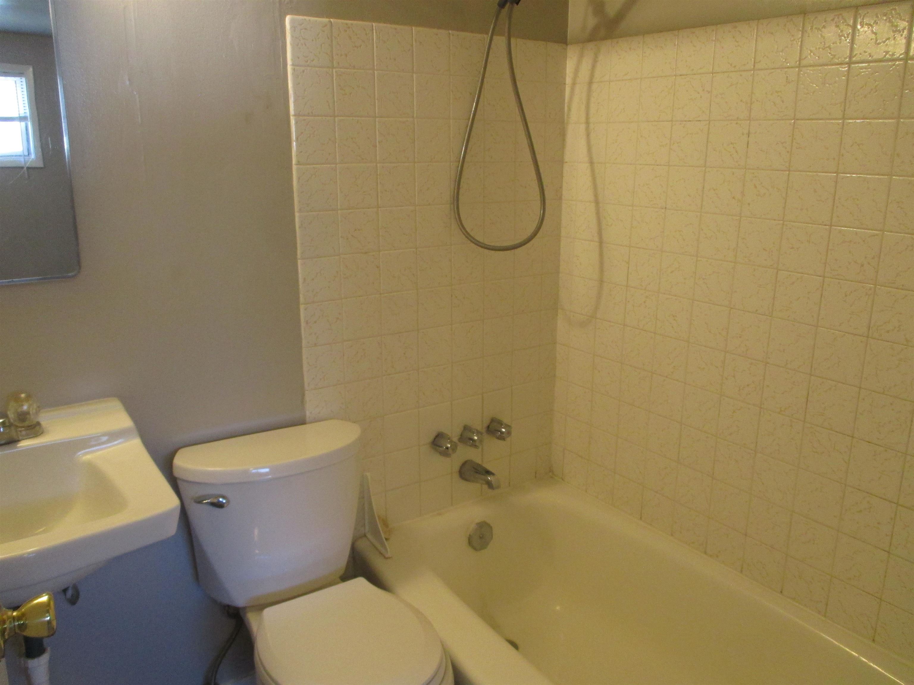 547 E Fairview Ave - Photo 13