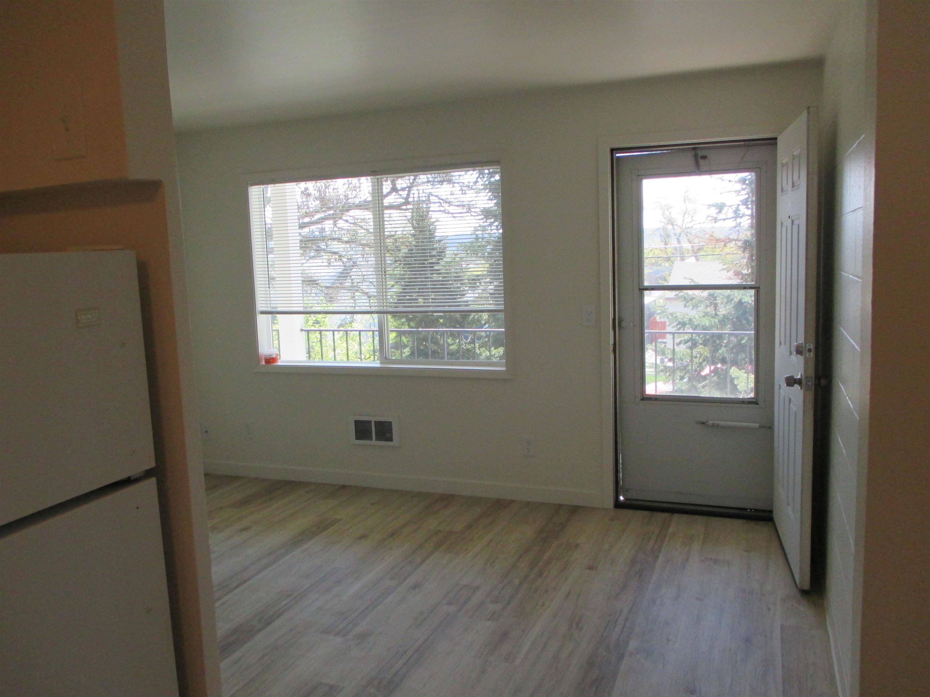 547 E Fairview Ave - Photo 20