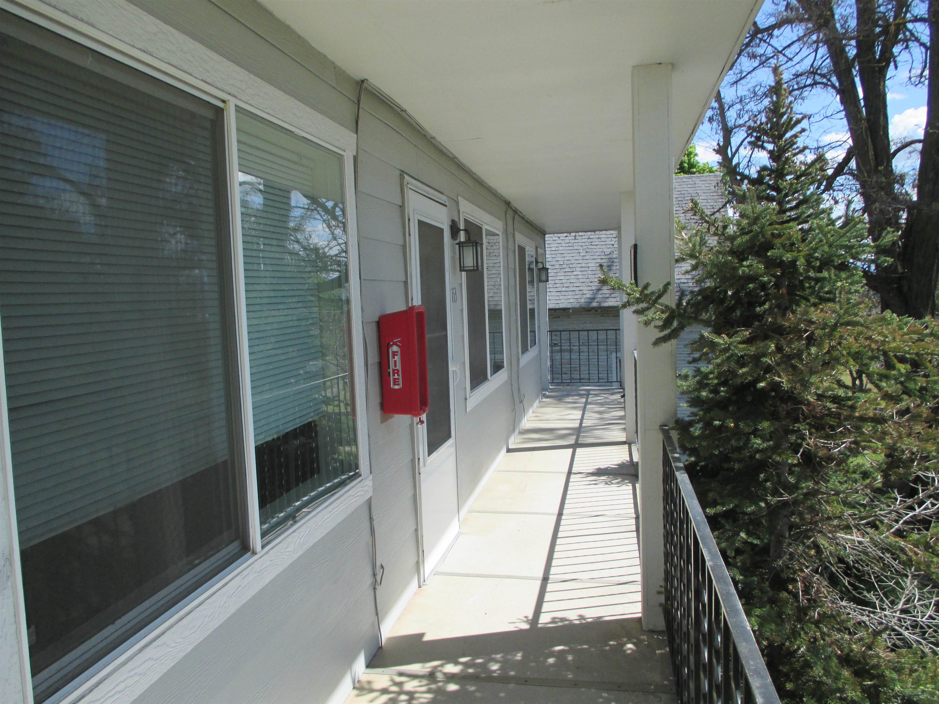 547 E Fairview Ave - Photo 26