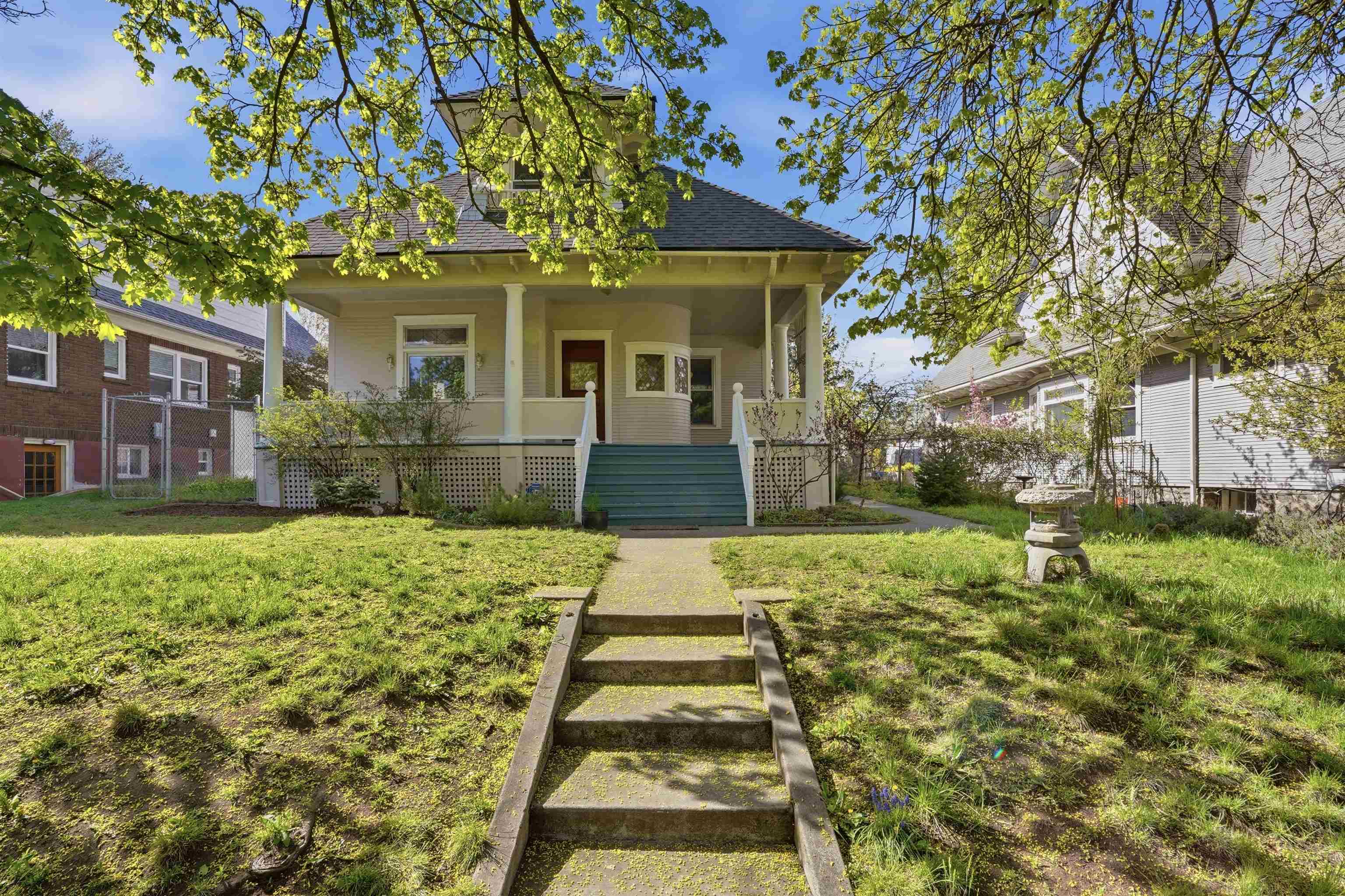 1613 W 11th Ave - Photo 3