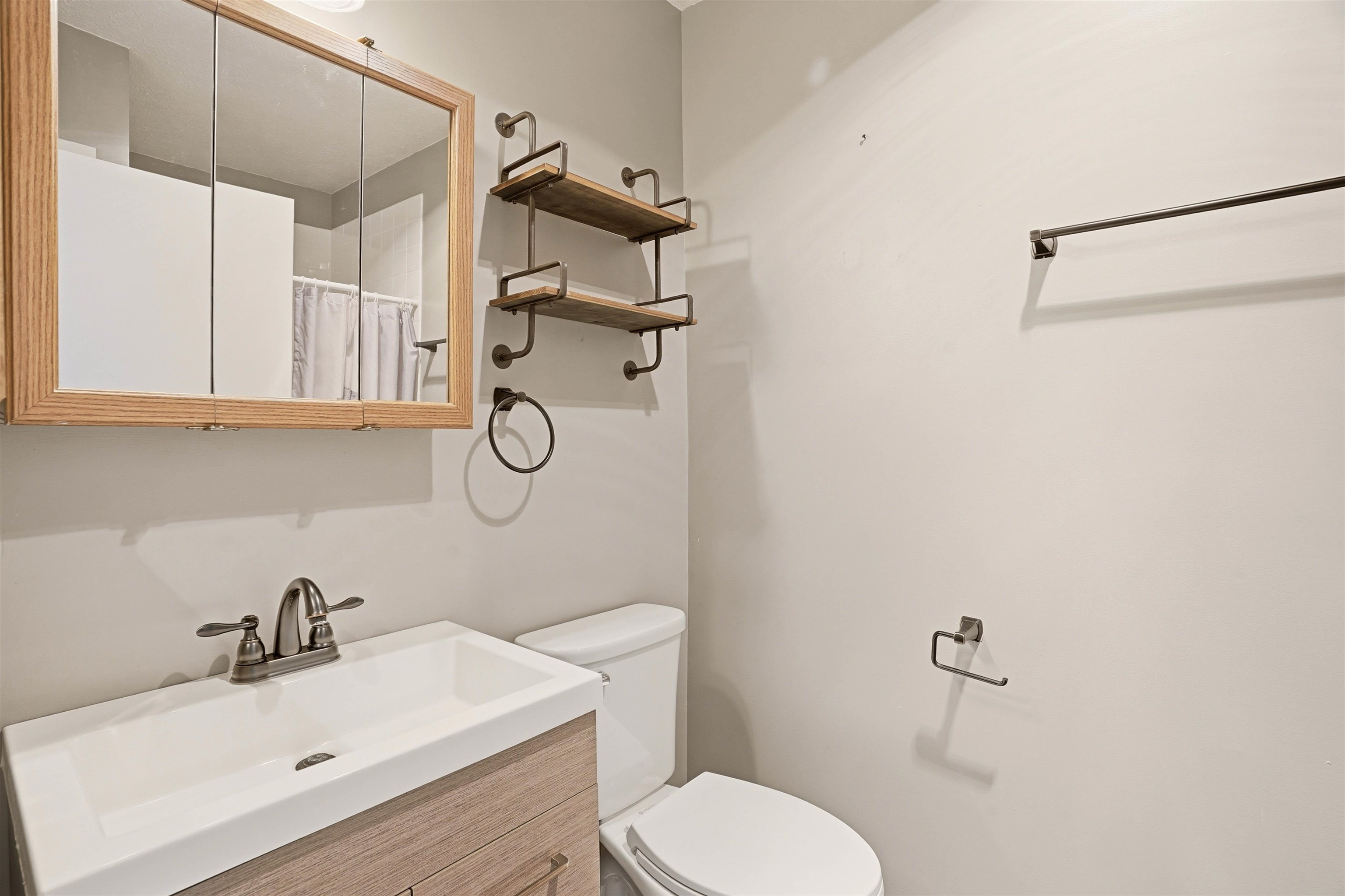 1613 W 11th Ave - Photo 22