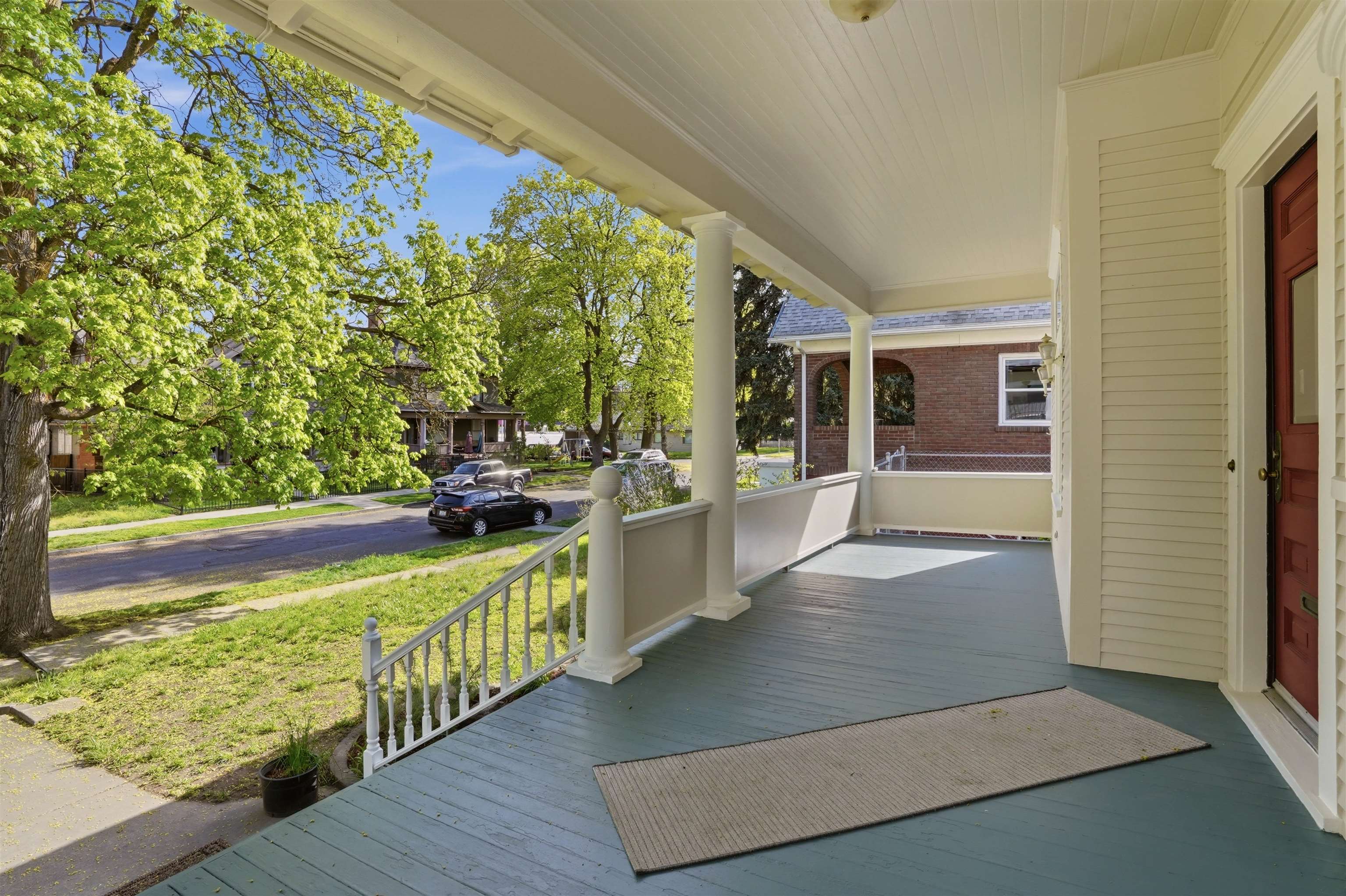 1613 W 11th Ave - Photo 4