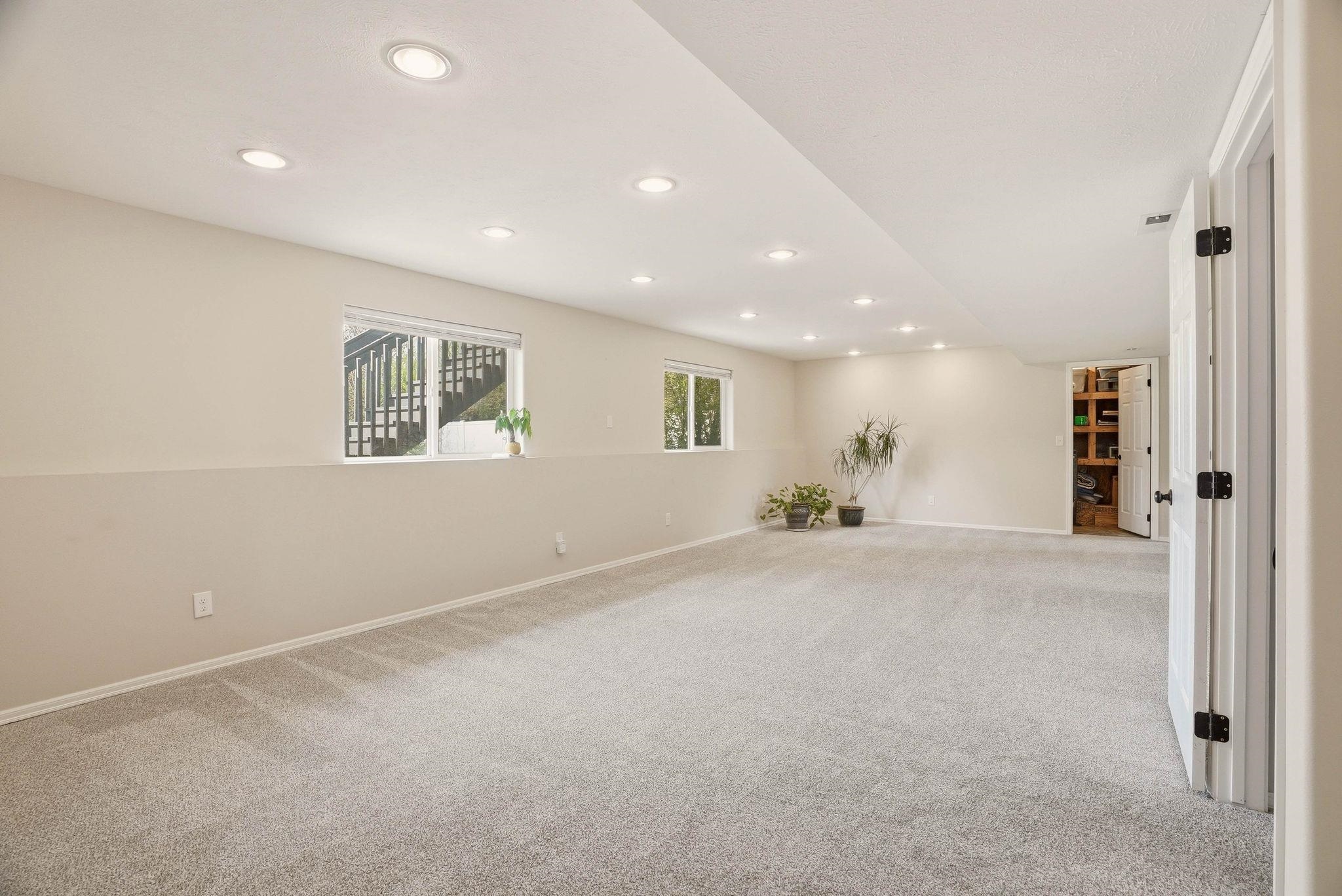 418 E Parker Dr - Photo 23