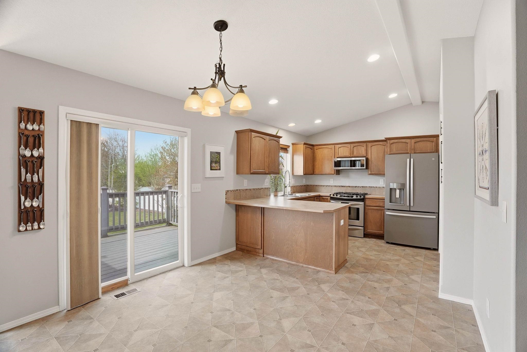 418 E Parker Dr - Photo 10