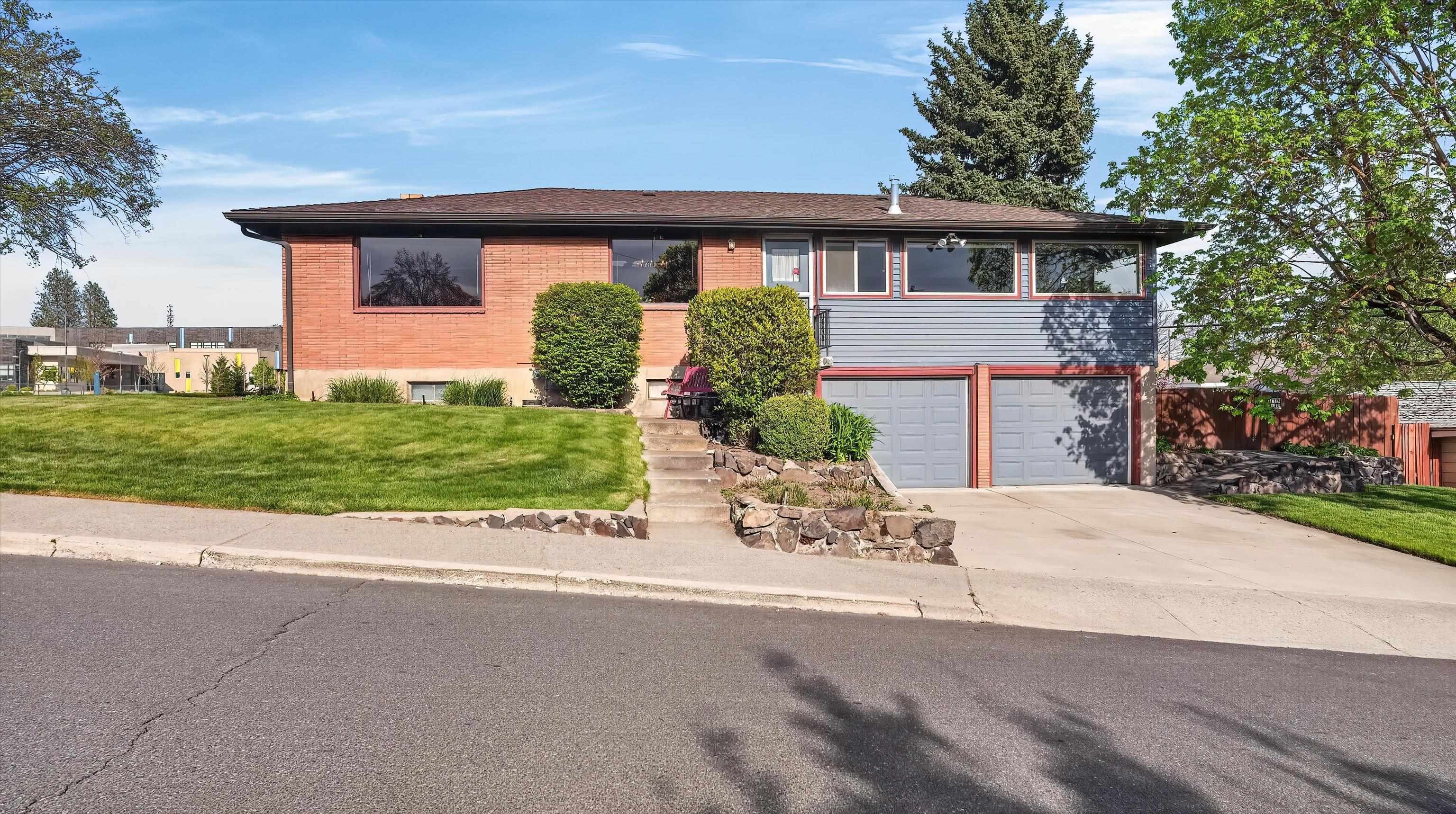 2337 W Longfellow Ave - Photo 3