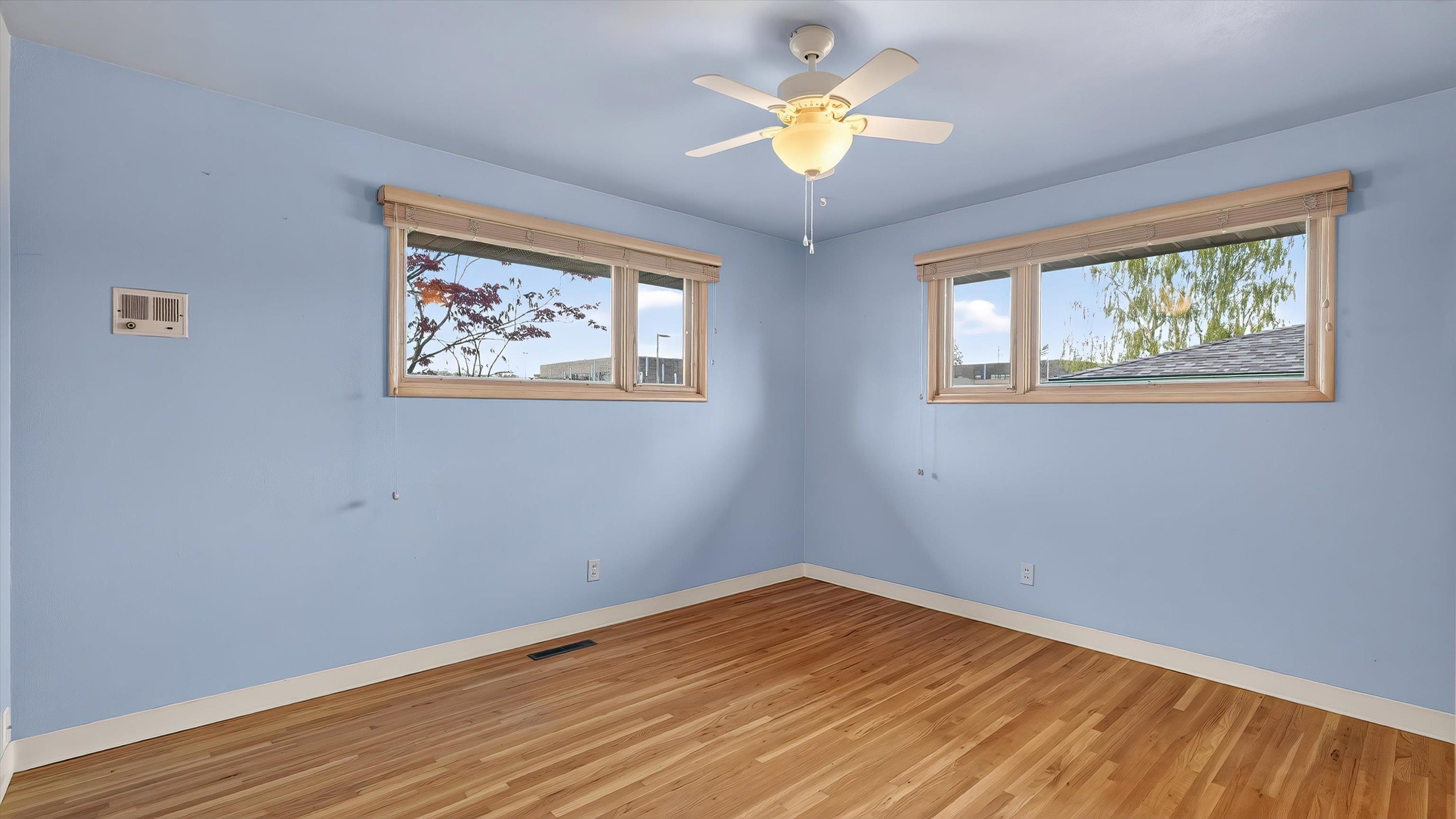 2337 W Longfellow Ave - Photo 21